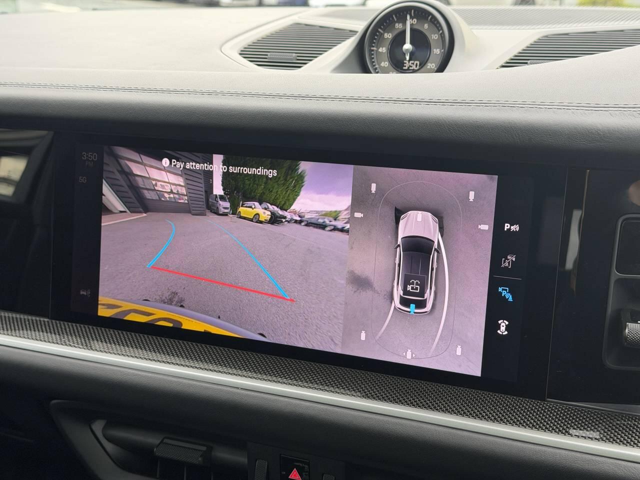 Porsche Cayenne view 25