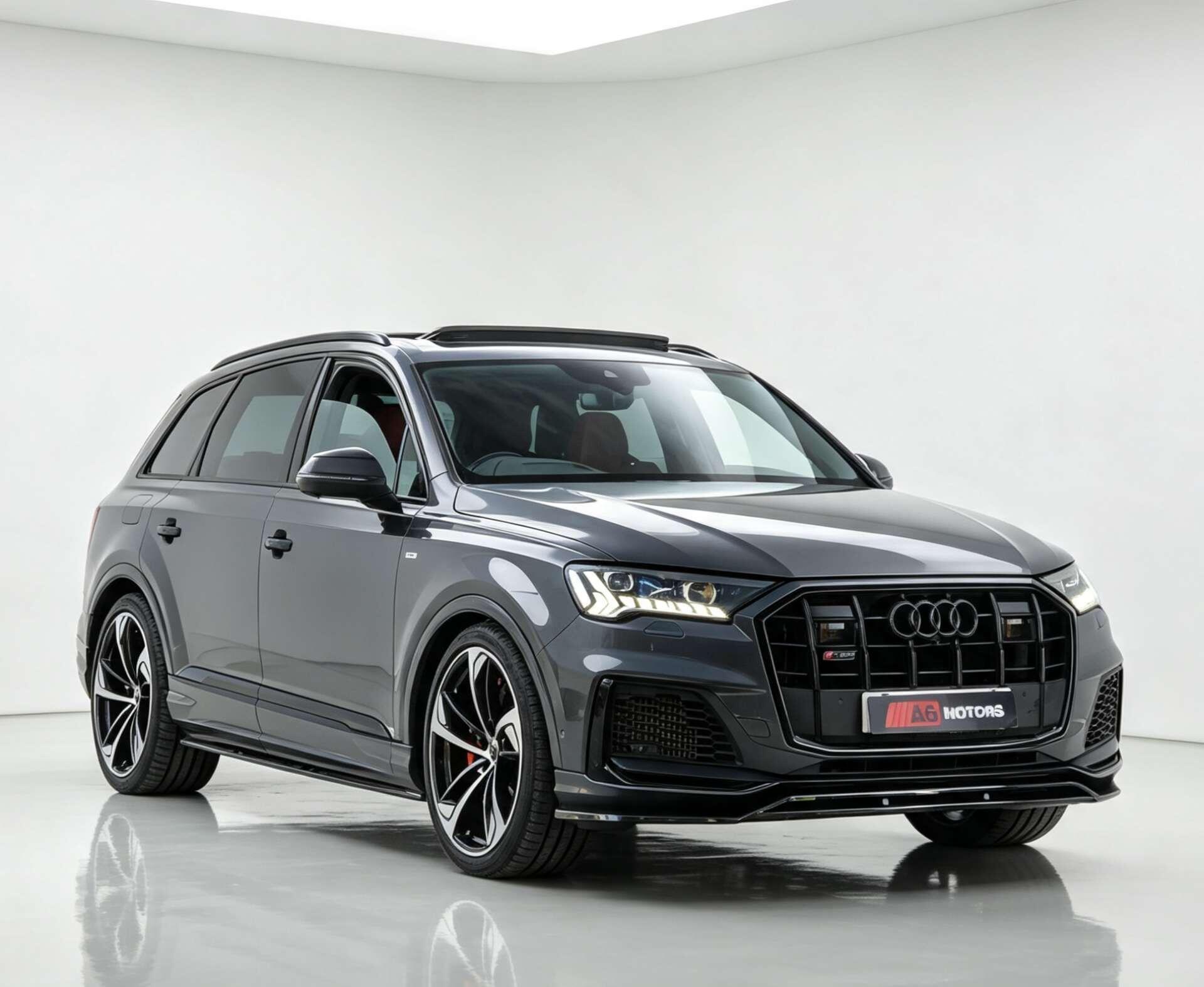 Audi SQ7 view 2