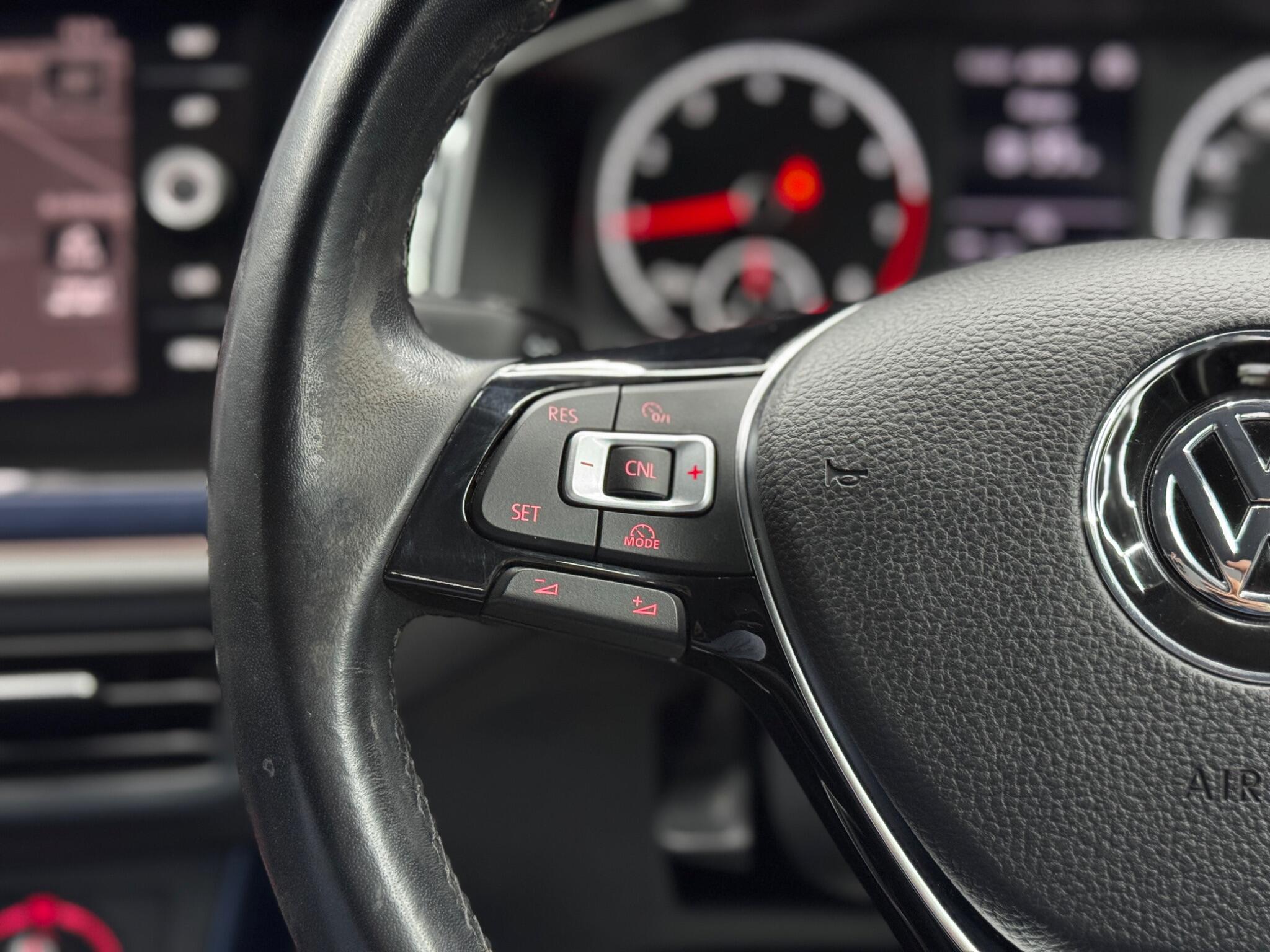 Volkswagen Polo view 19