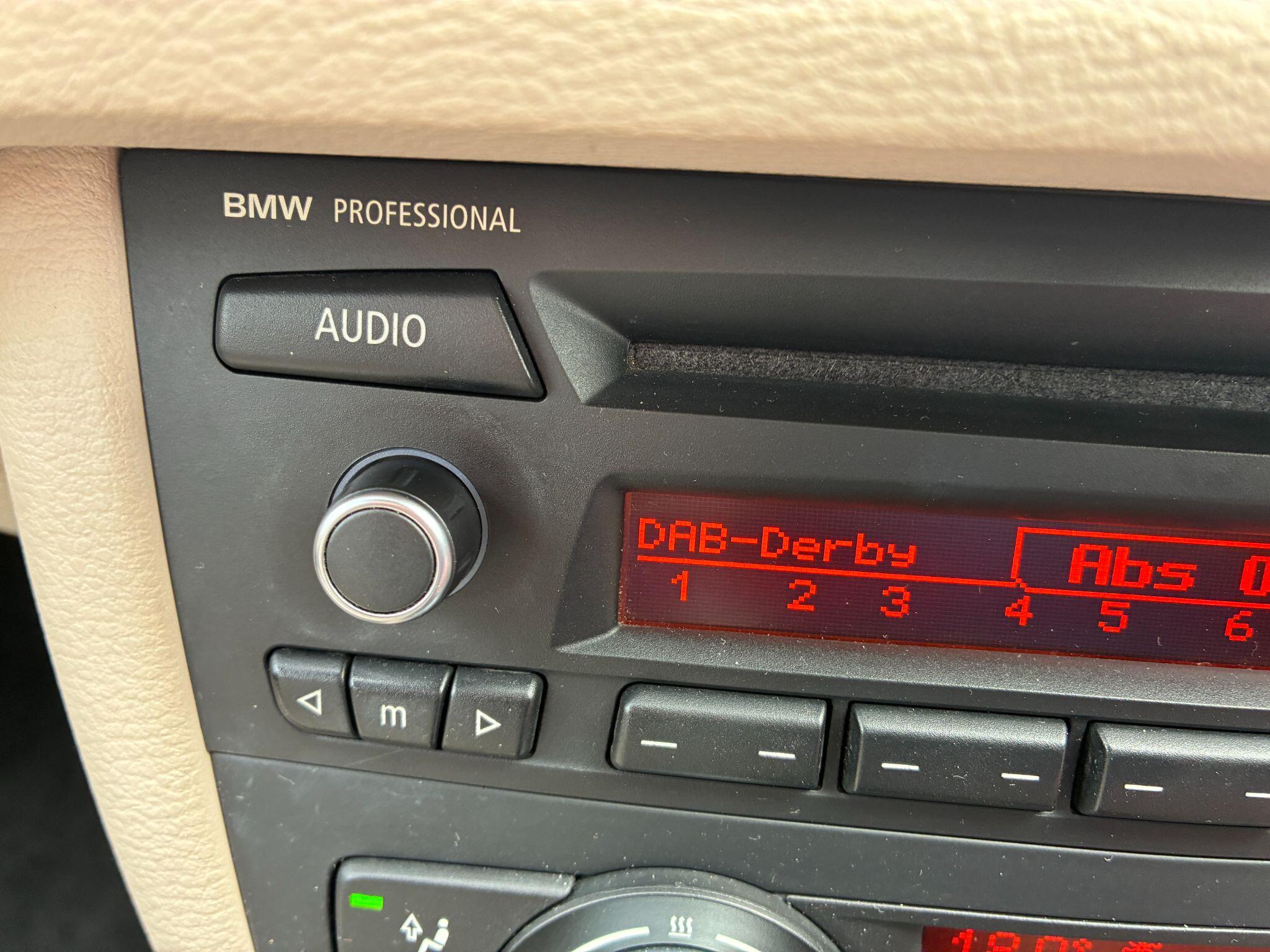 BMW X1 view 12