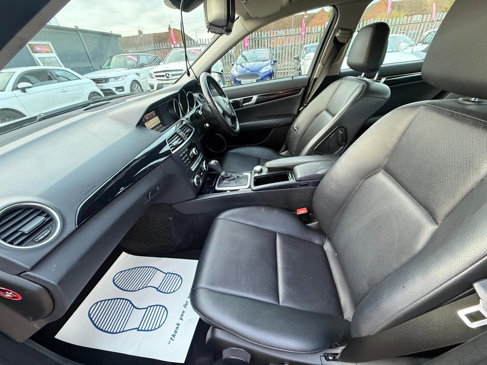 Mercedes-Benz C Class view 68