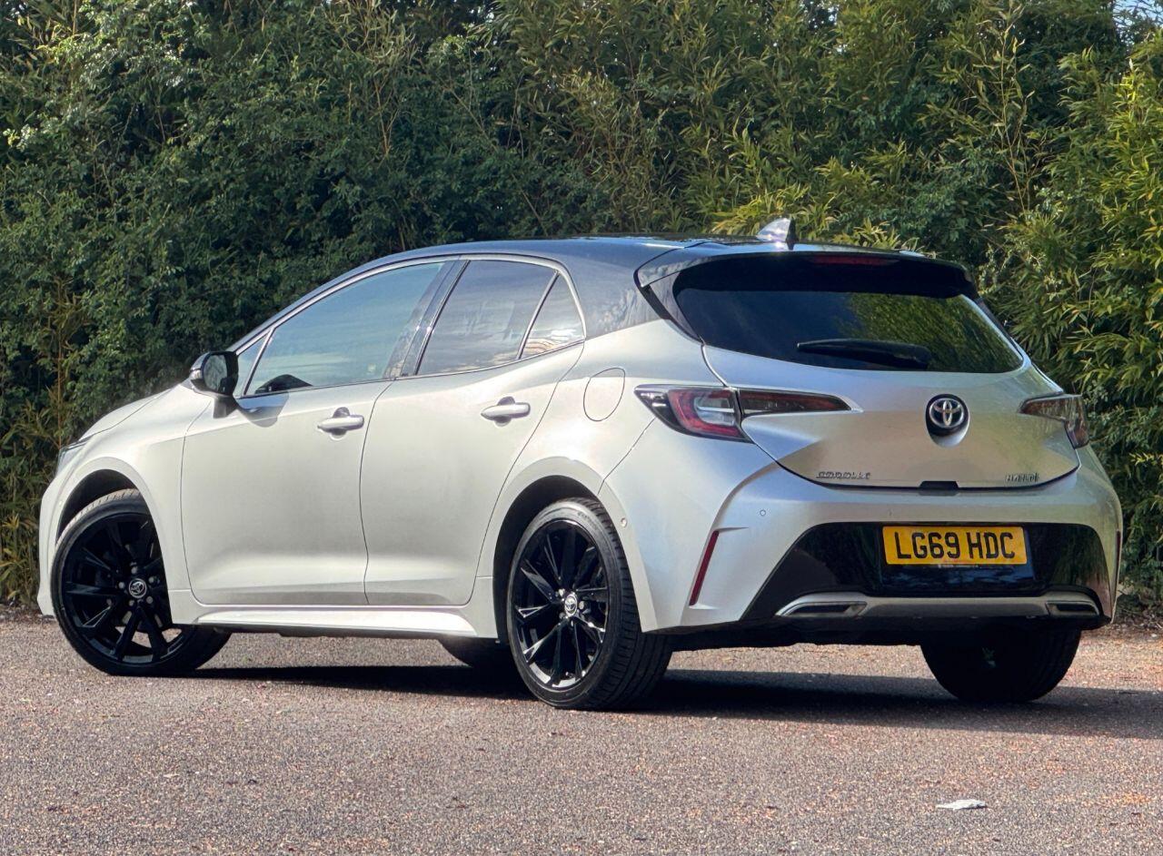 Toyota Corolla view 2