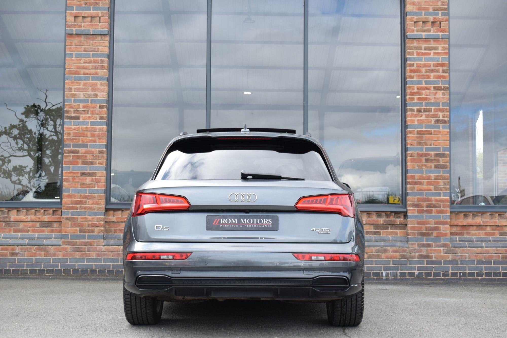 Audi Q5 view 6