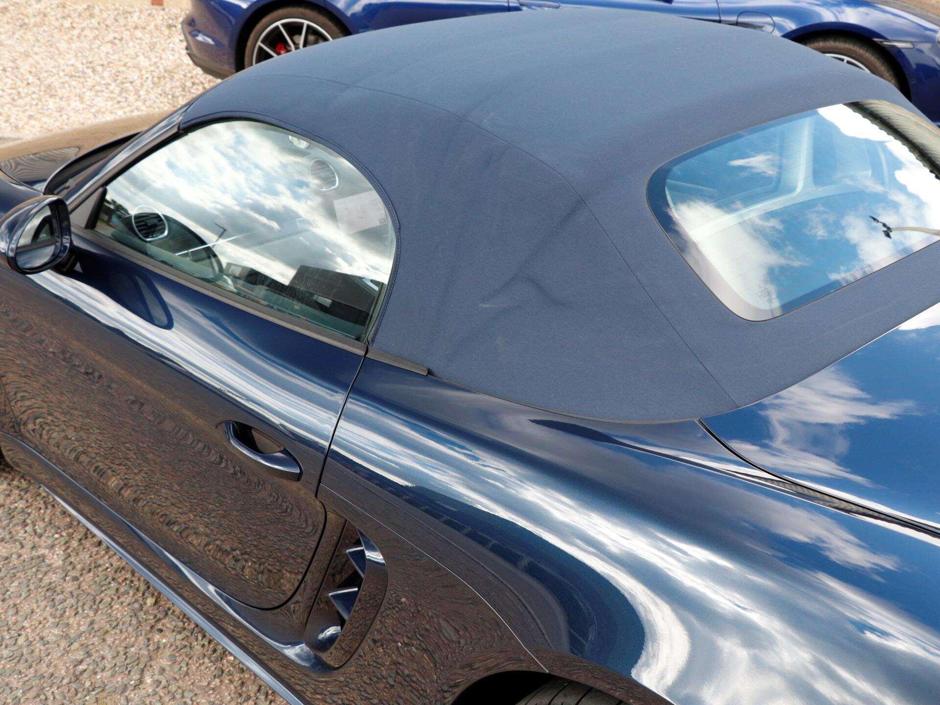 Porsche Boxster view 36