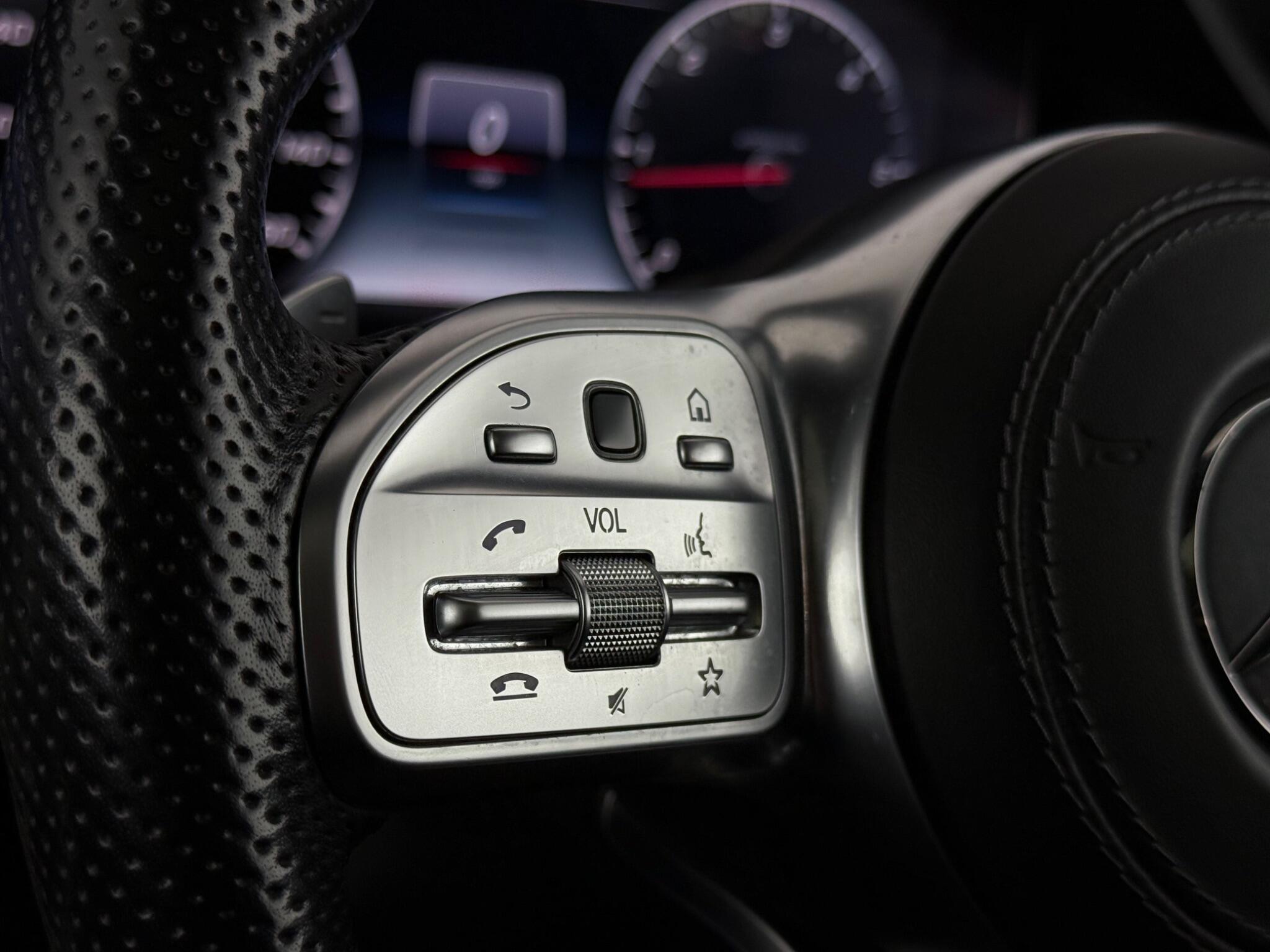 Mercedes-Benz S-Class view 15