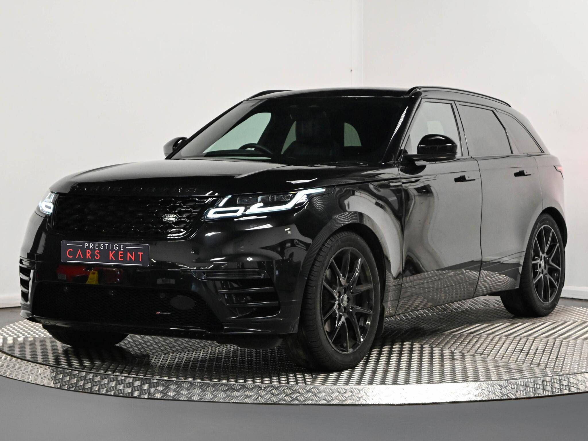 Land Rover Range Rover Velar view 40
