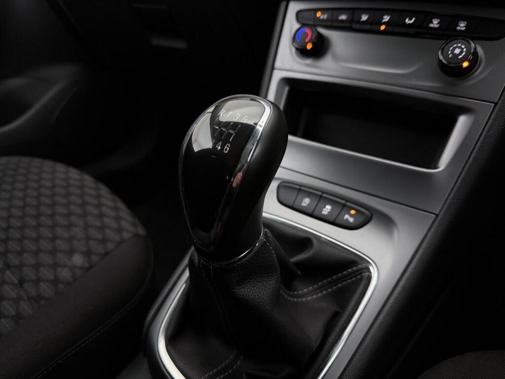 Vauxhall Astra view 19