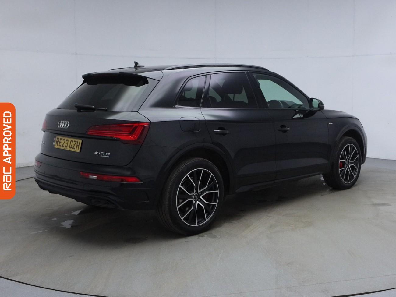 Audi Q5 view 34