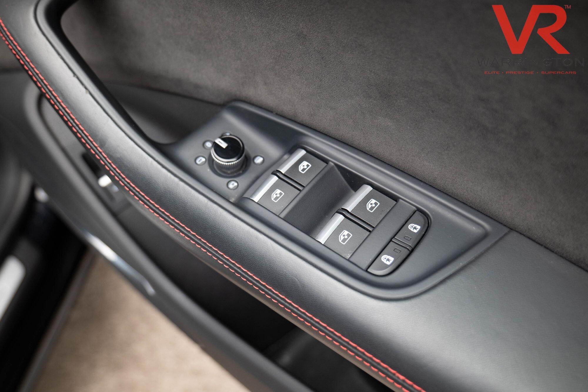 Audi RSQ8 view 27