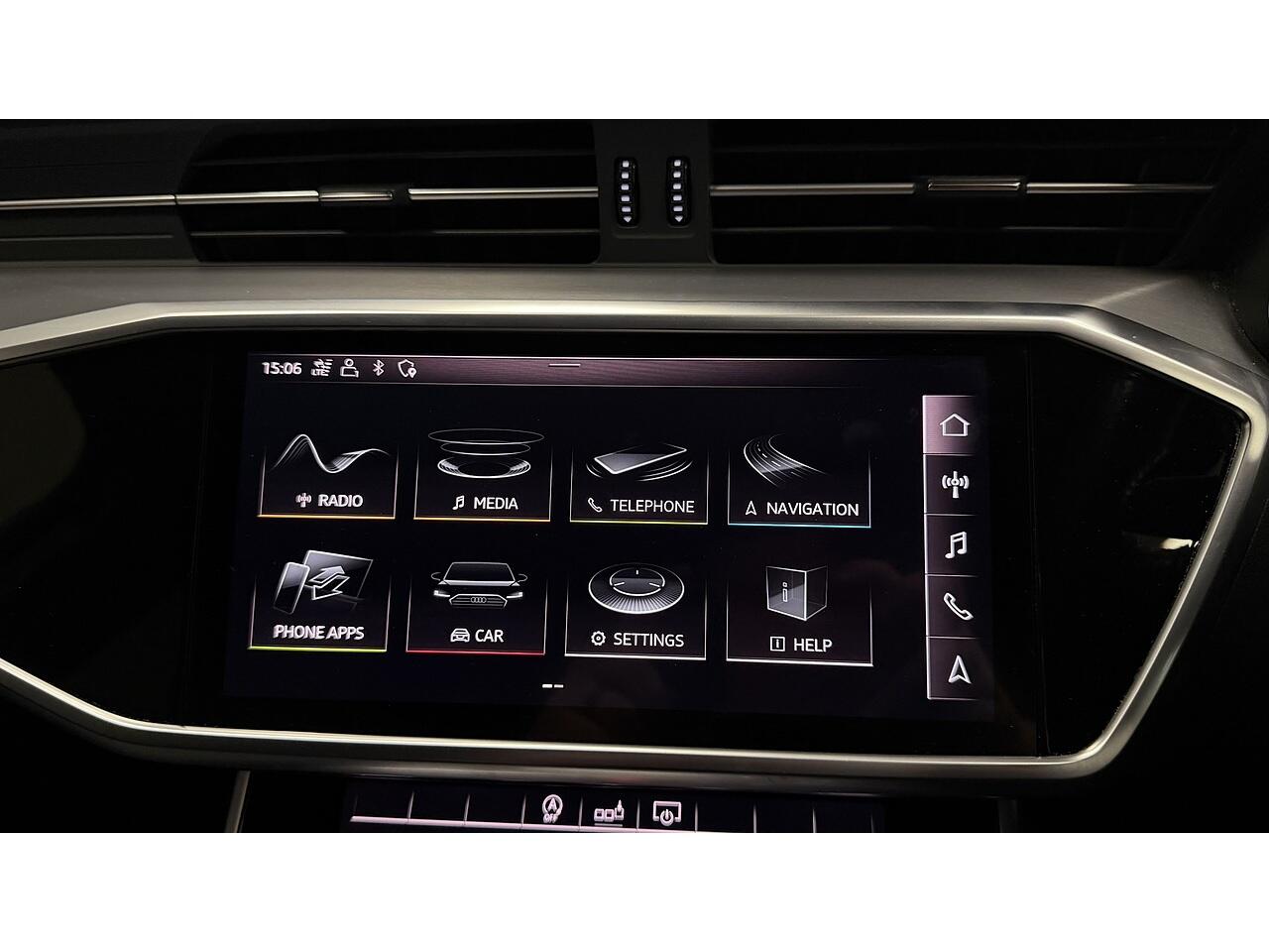 Audi A6 view 27