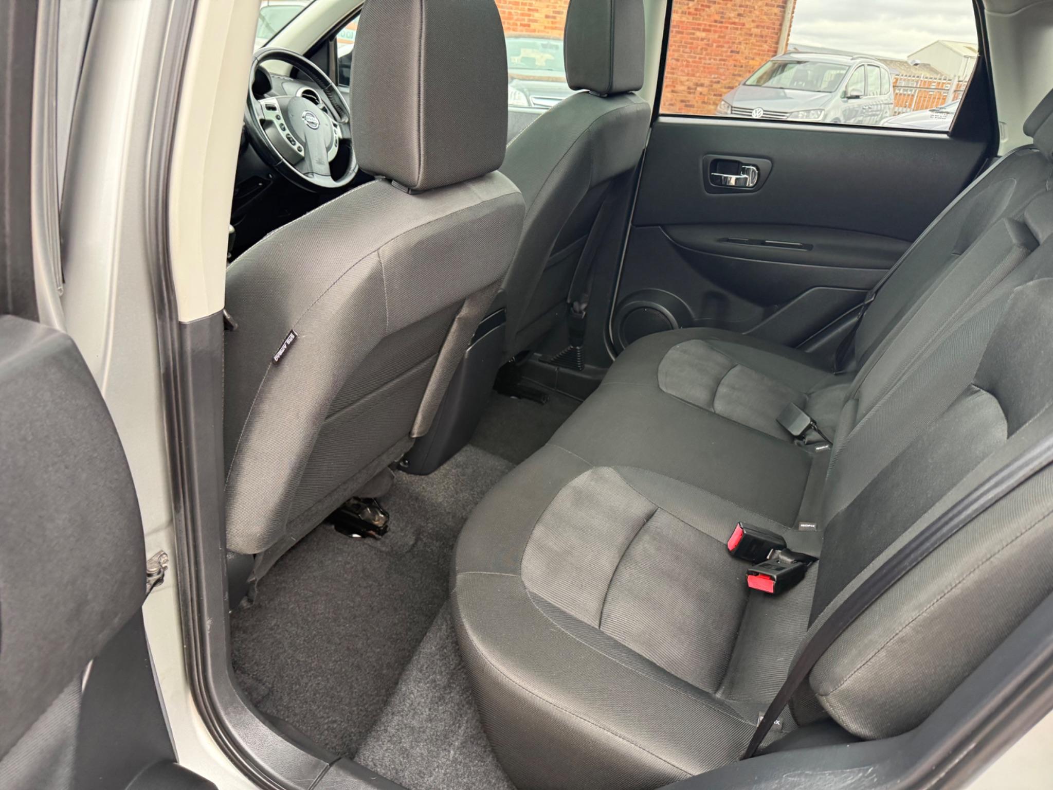 Nissan Qashqai view 27