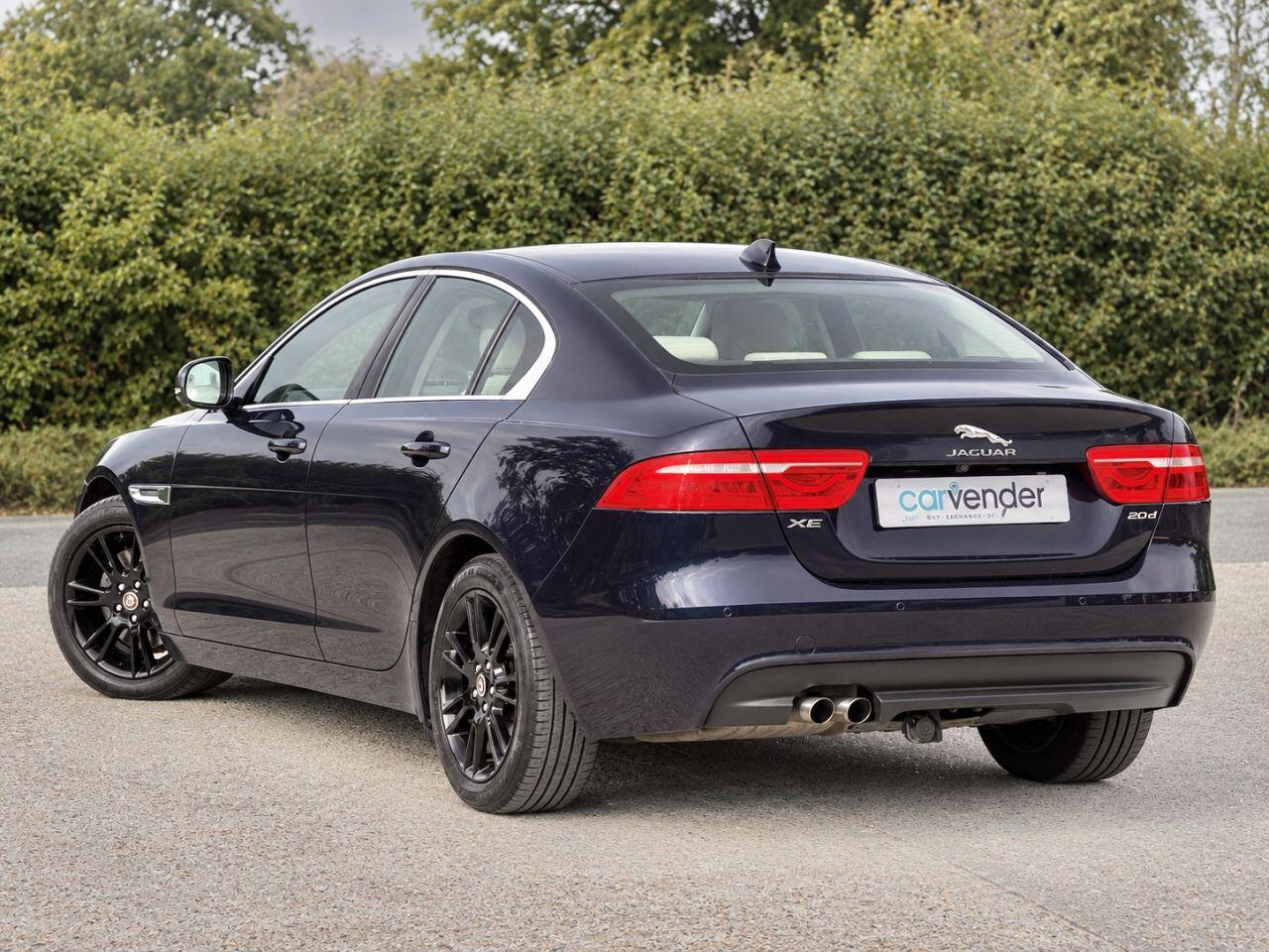 Jaguar Xe view 5