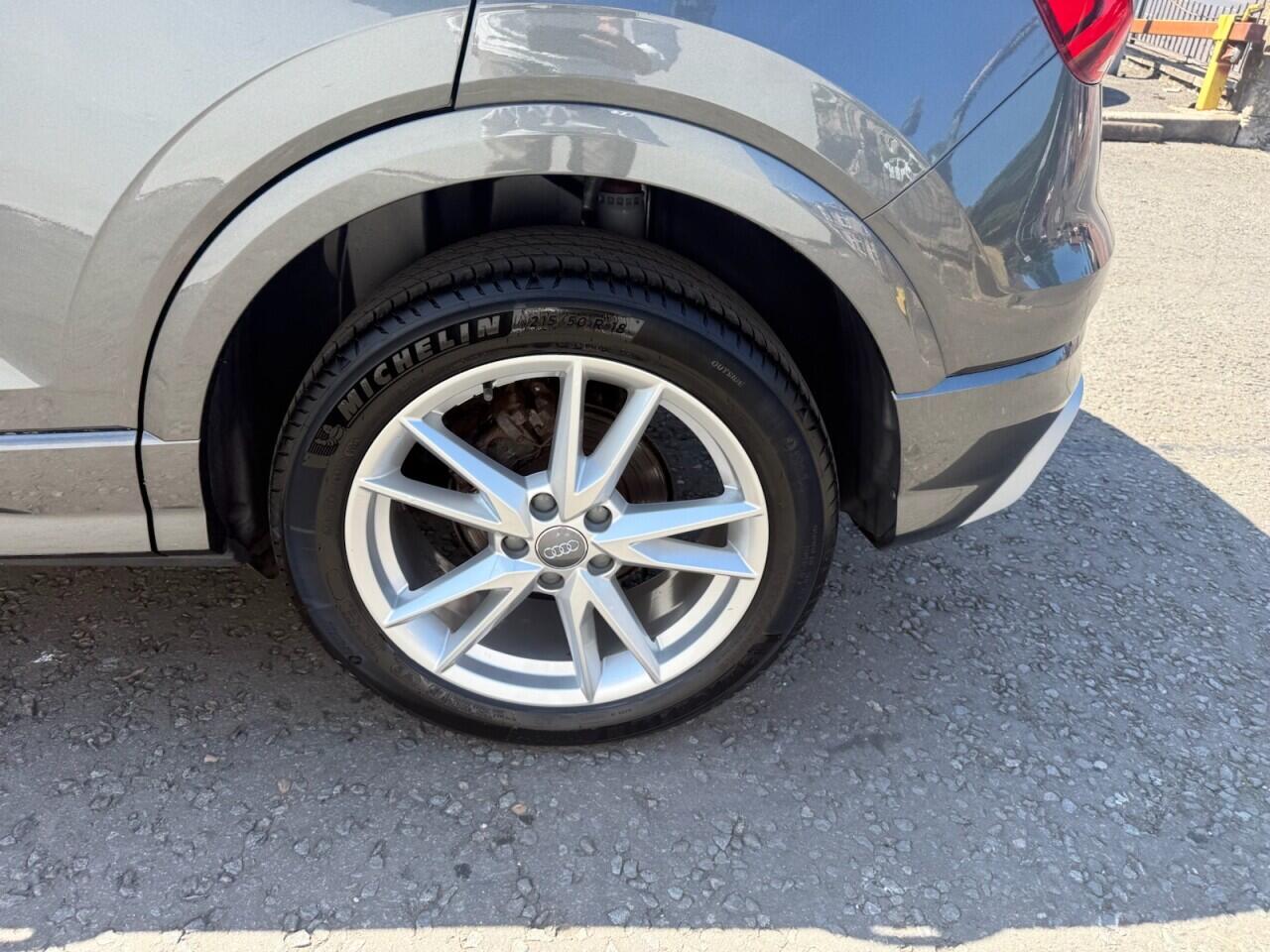 Audi Q2 view 29