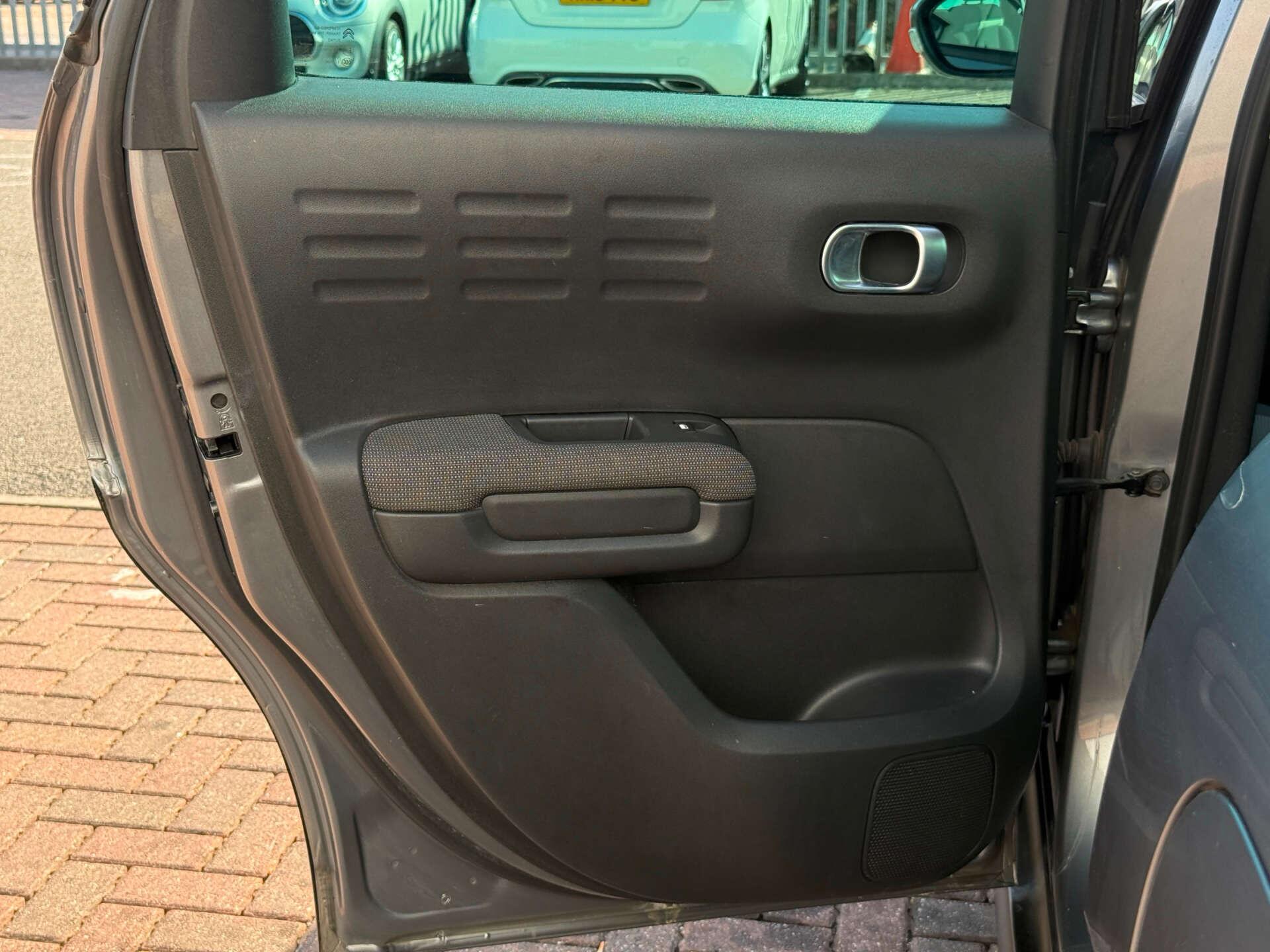 Citroen C3 Aircross view 26