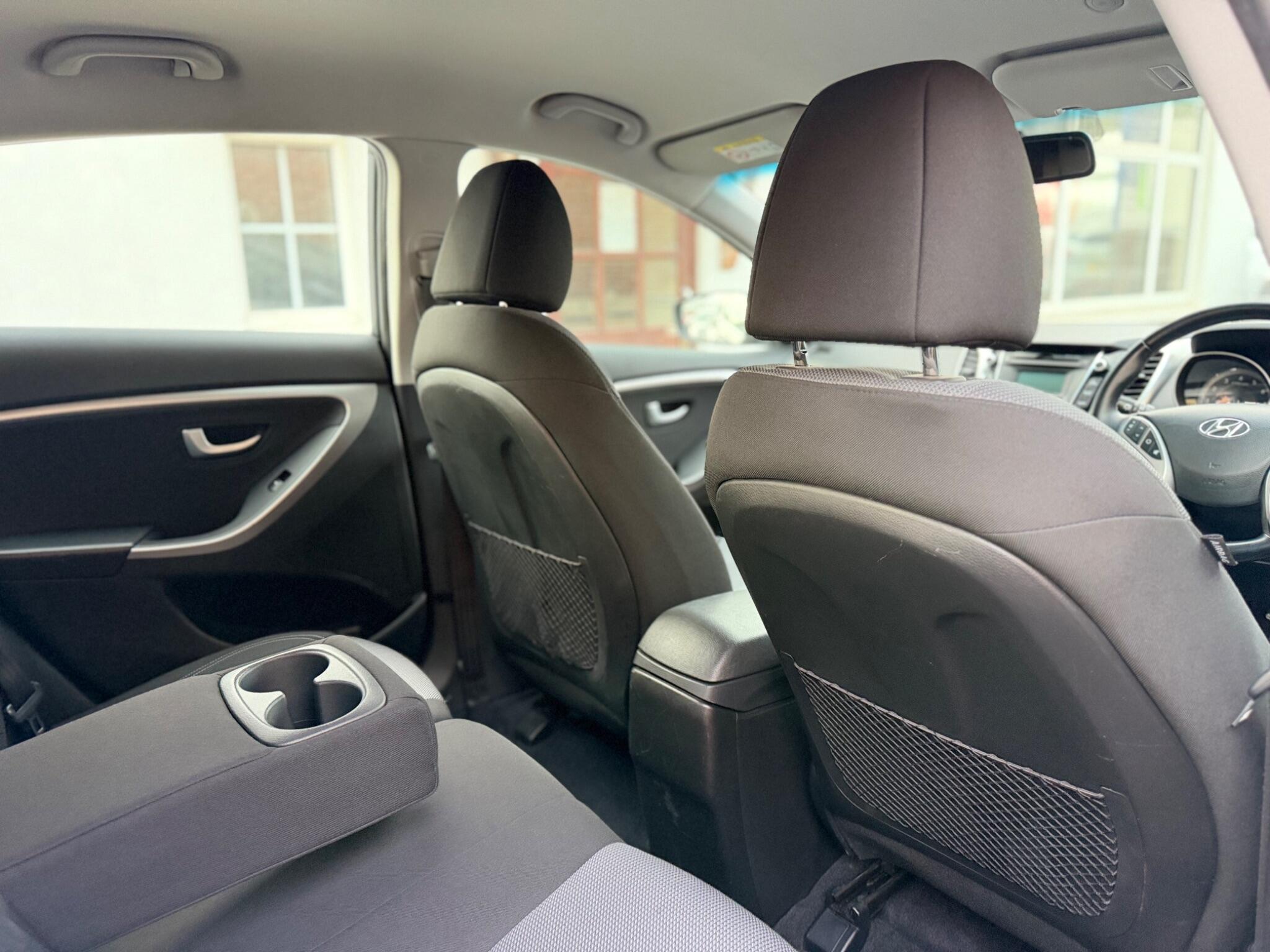 Hyundai i30 view 22