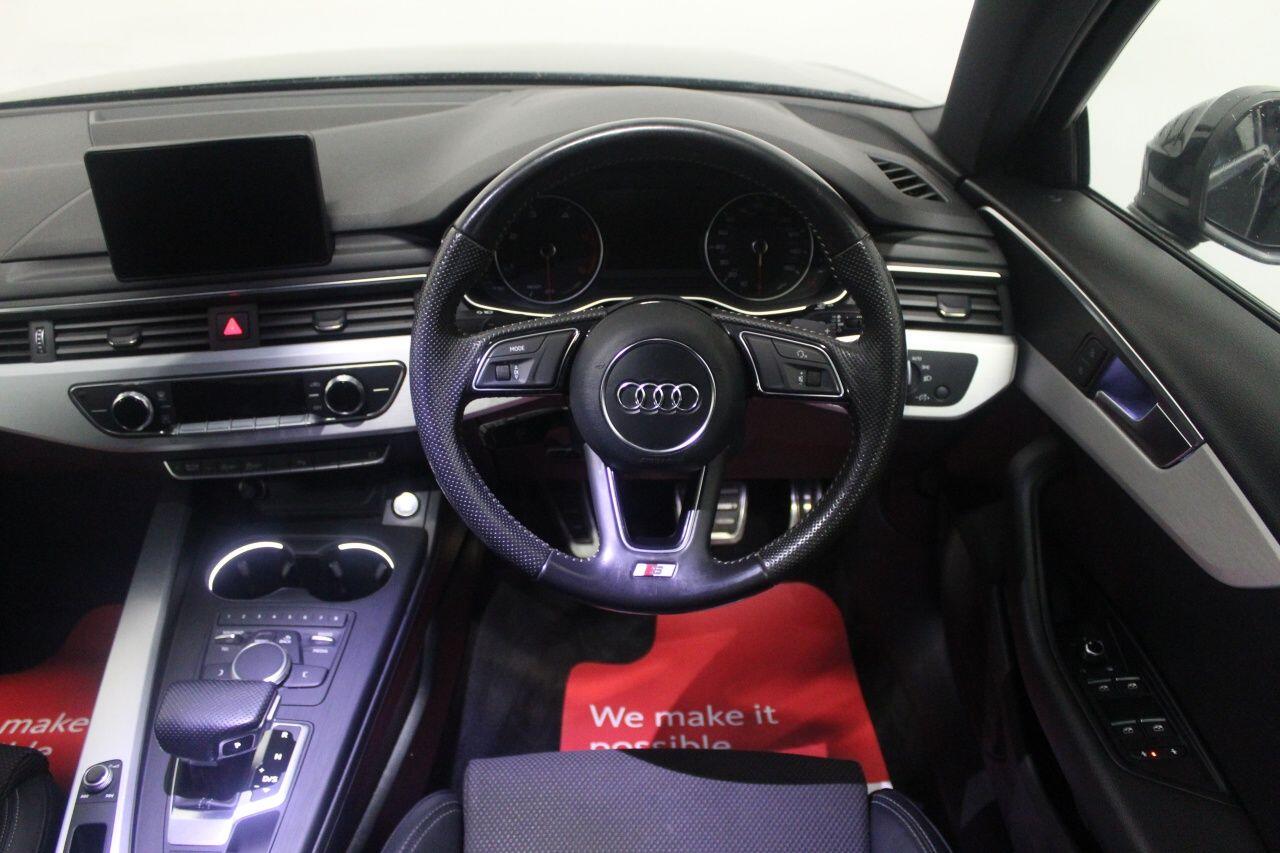 Audi A4 view 46