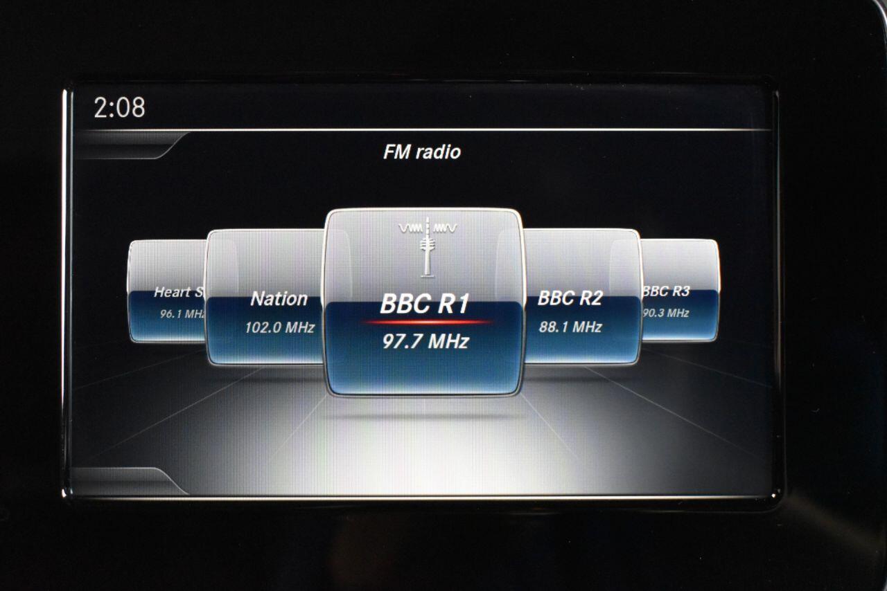 Mercedes-Benz Cla view 28