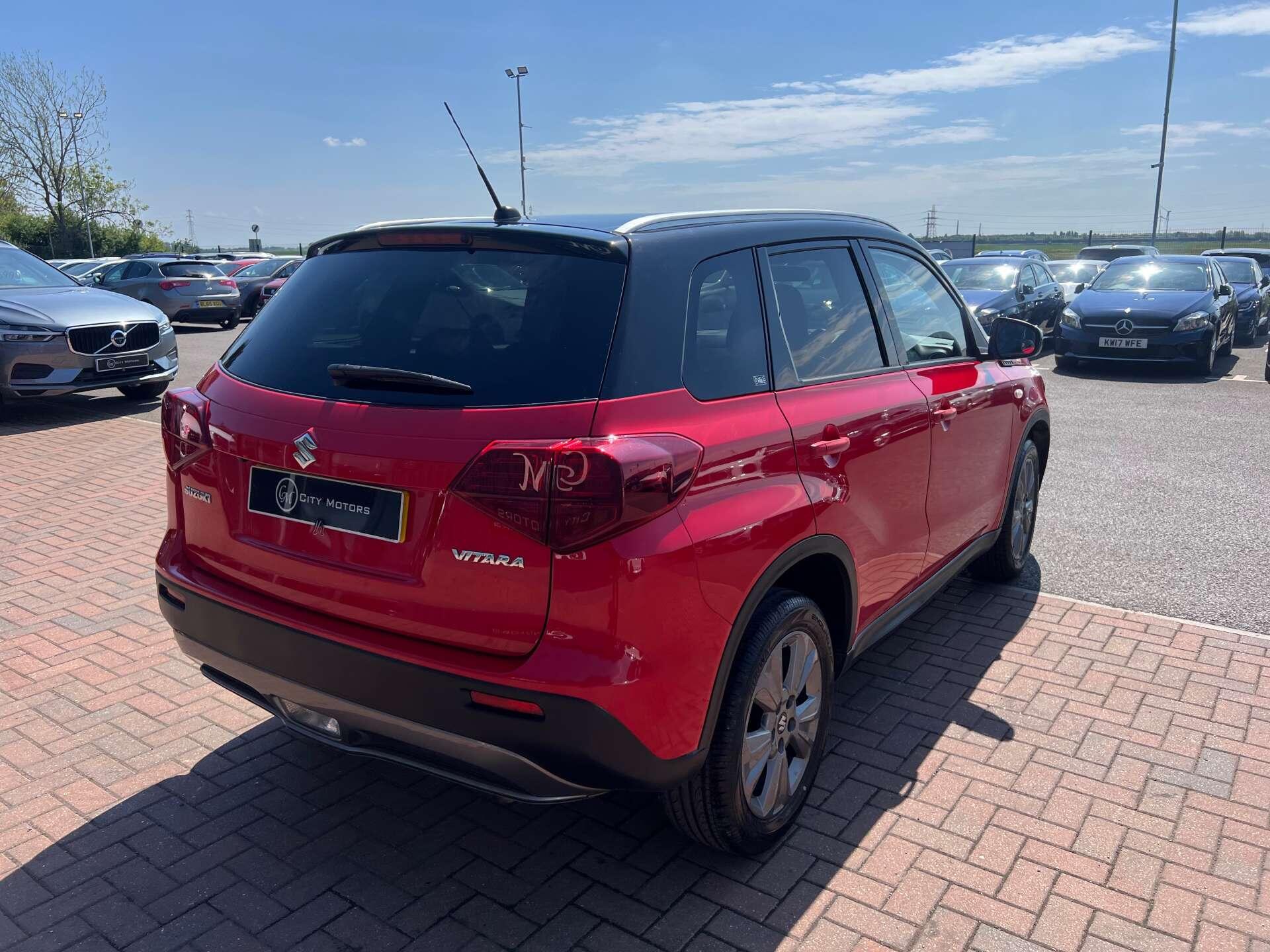 Suzuki Vitara view 9