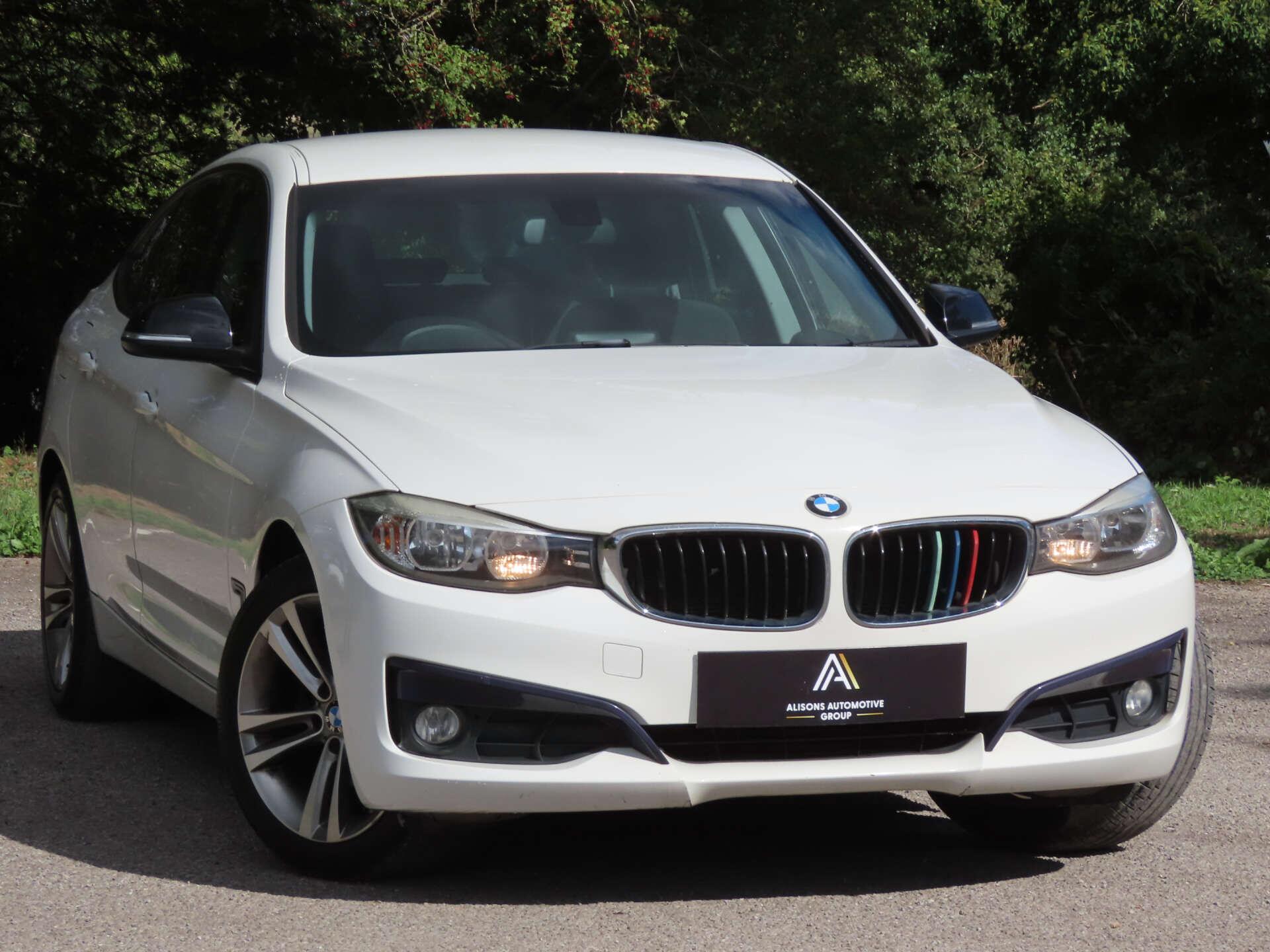 BMW 3 Series view 3