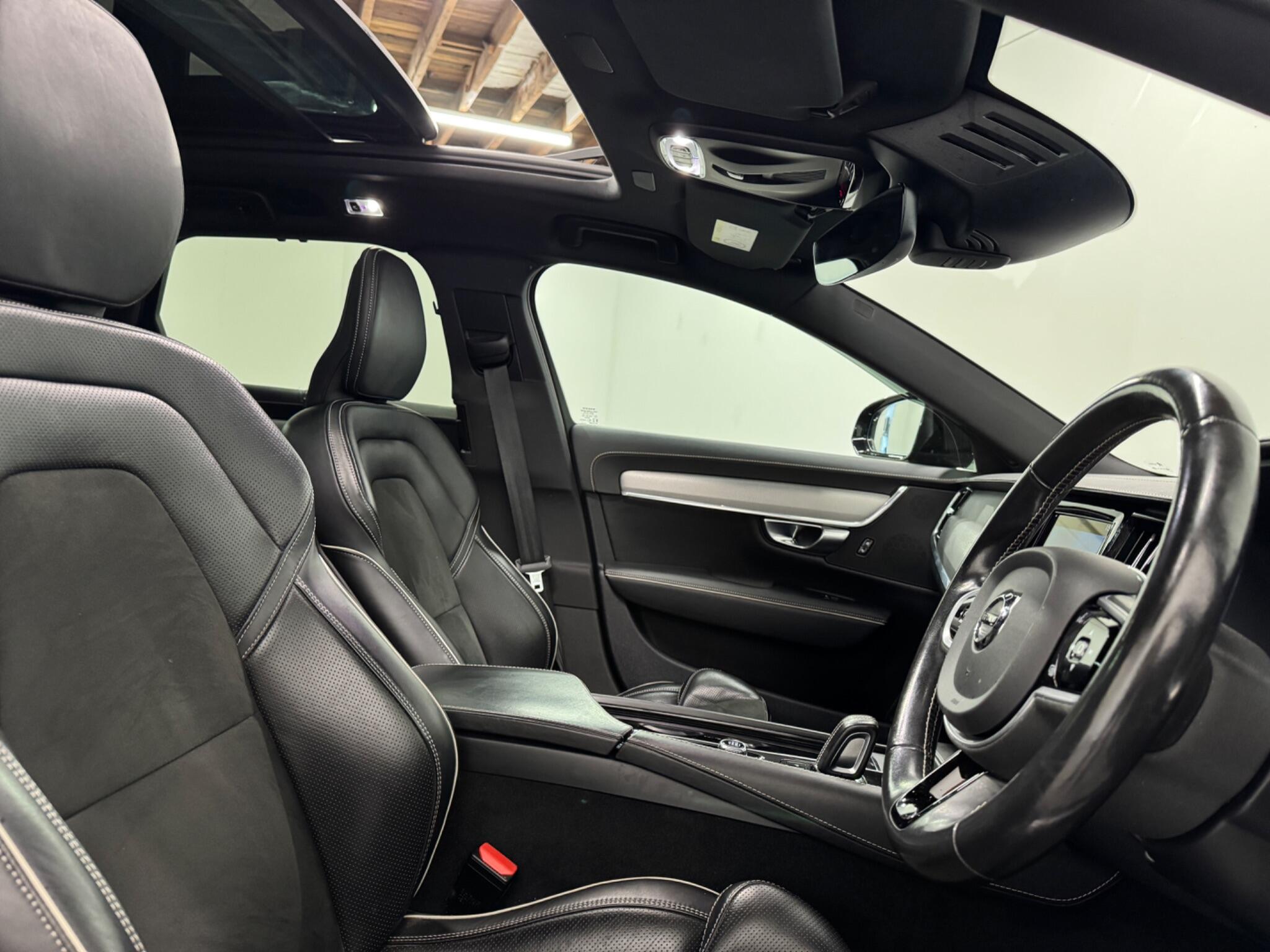 Volvo V90 view 10
