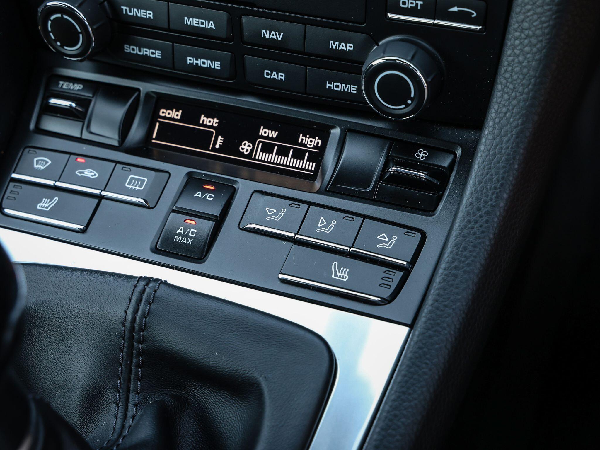 Porsche Cayman view 45