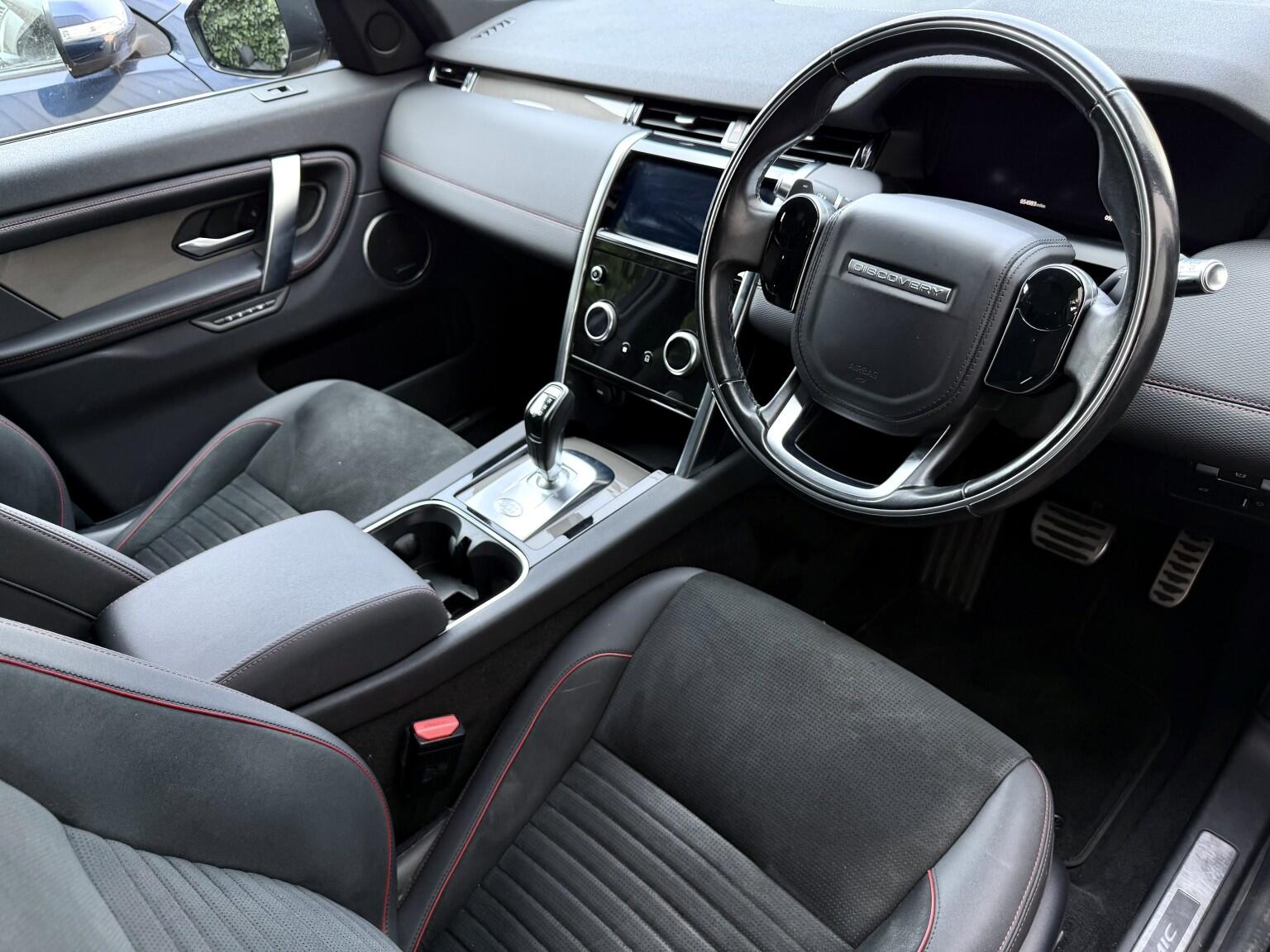 Land Rover Discovery Sport view 12