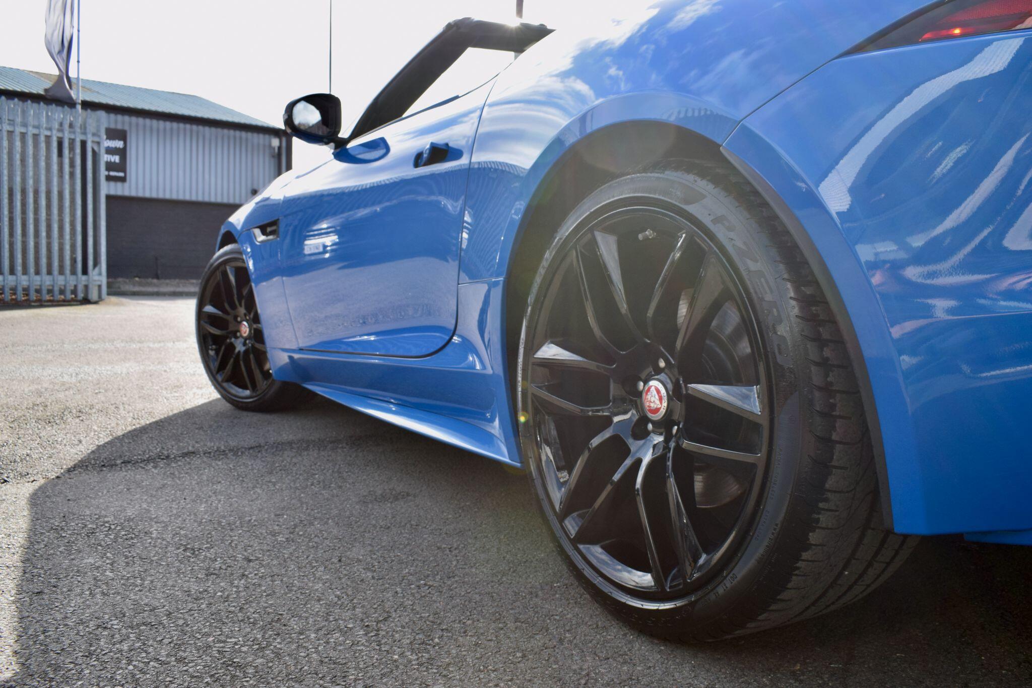 Jaguar F-Type view 50