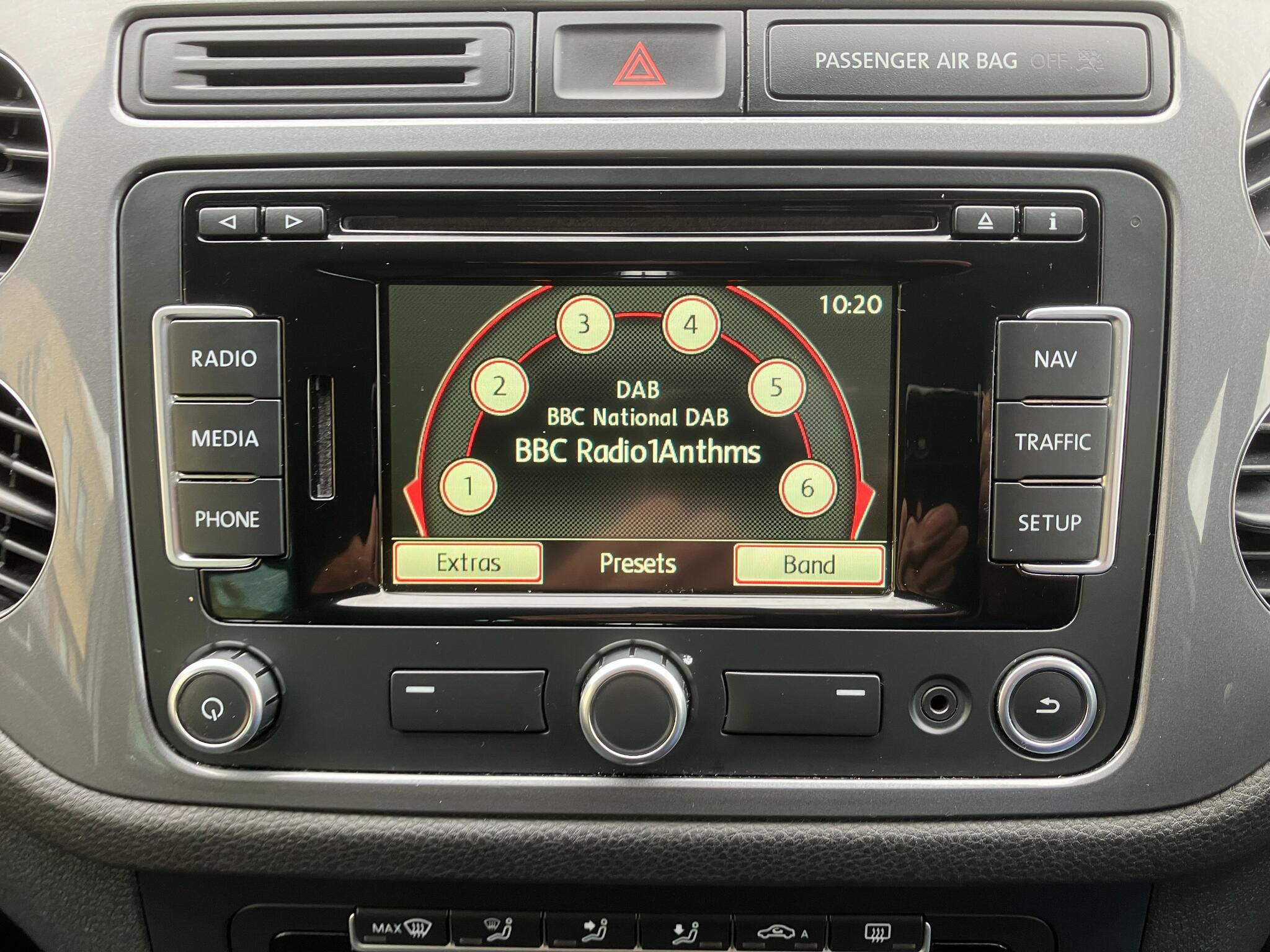 Volkswagen Tiguan view 25
