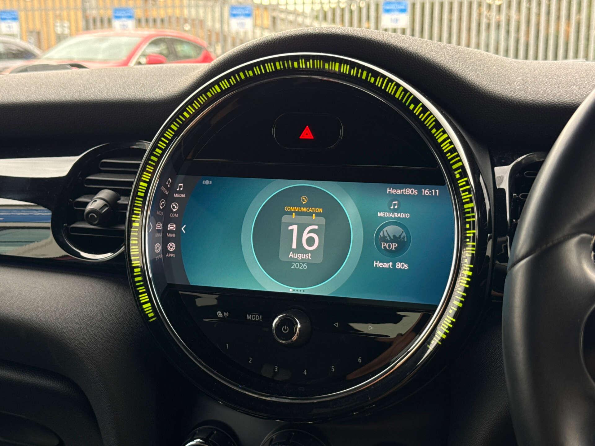 Mini Cooper view 65
