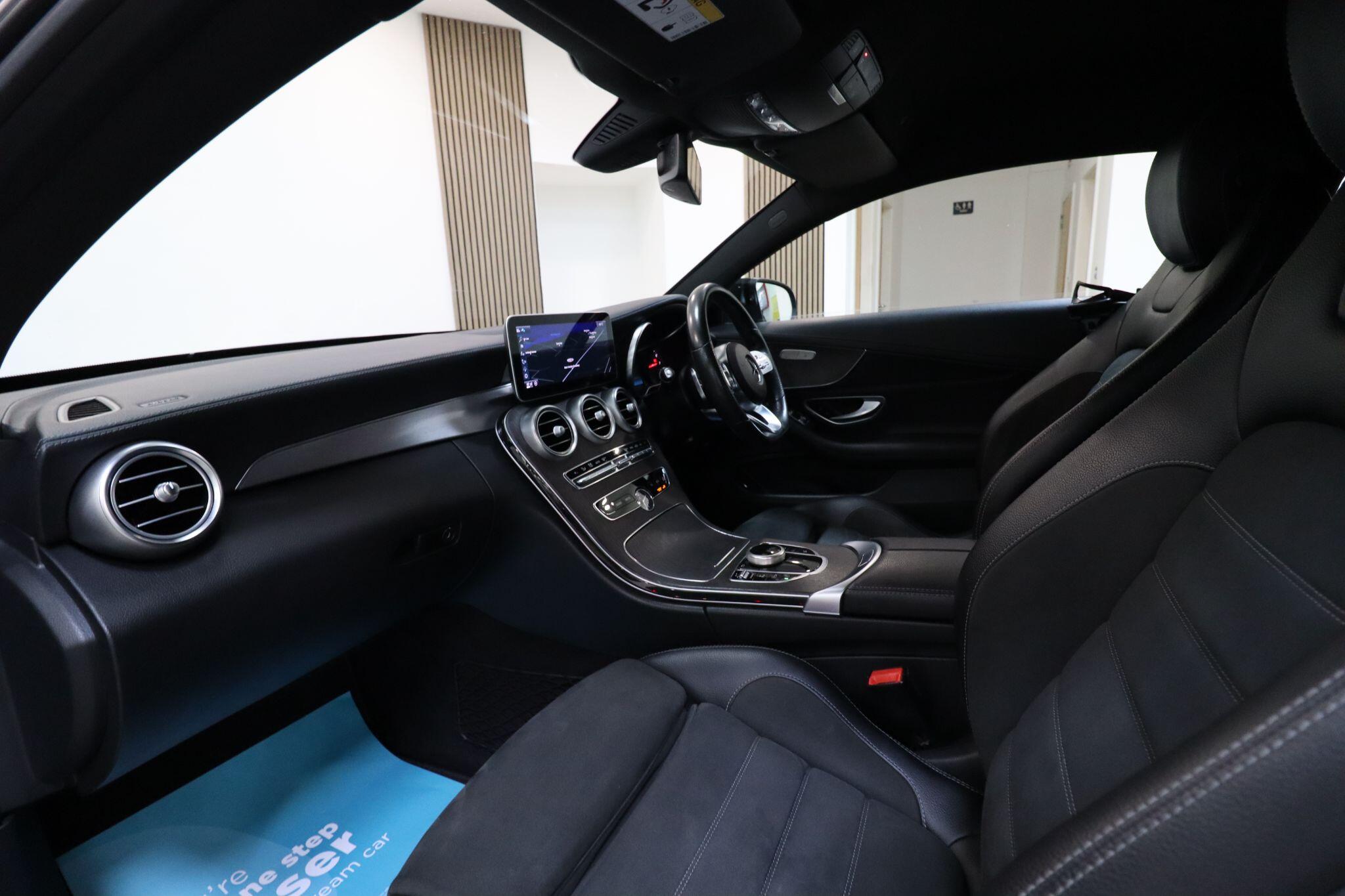 Mercedes-Benz C Class view 10