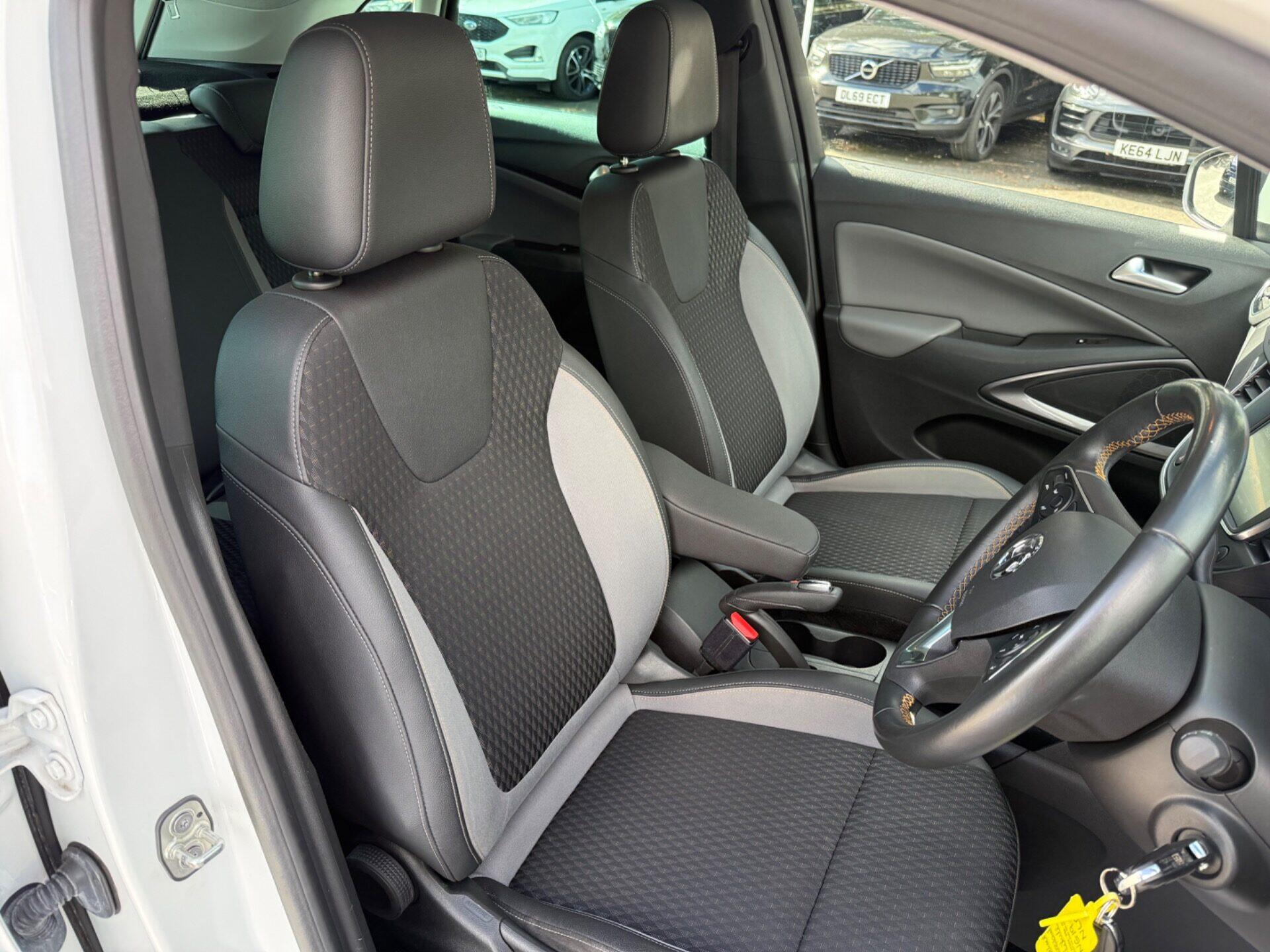 Vauxhall Crossland X view 13