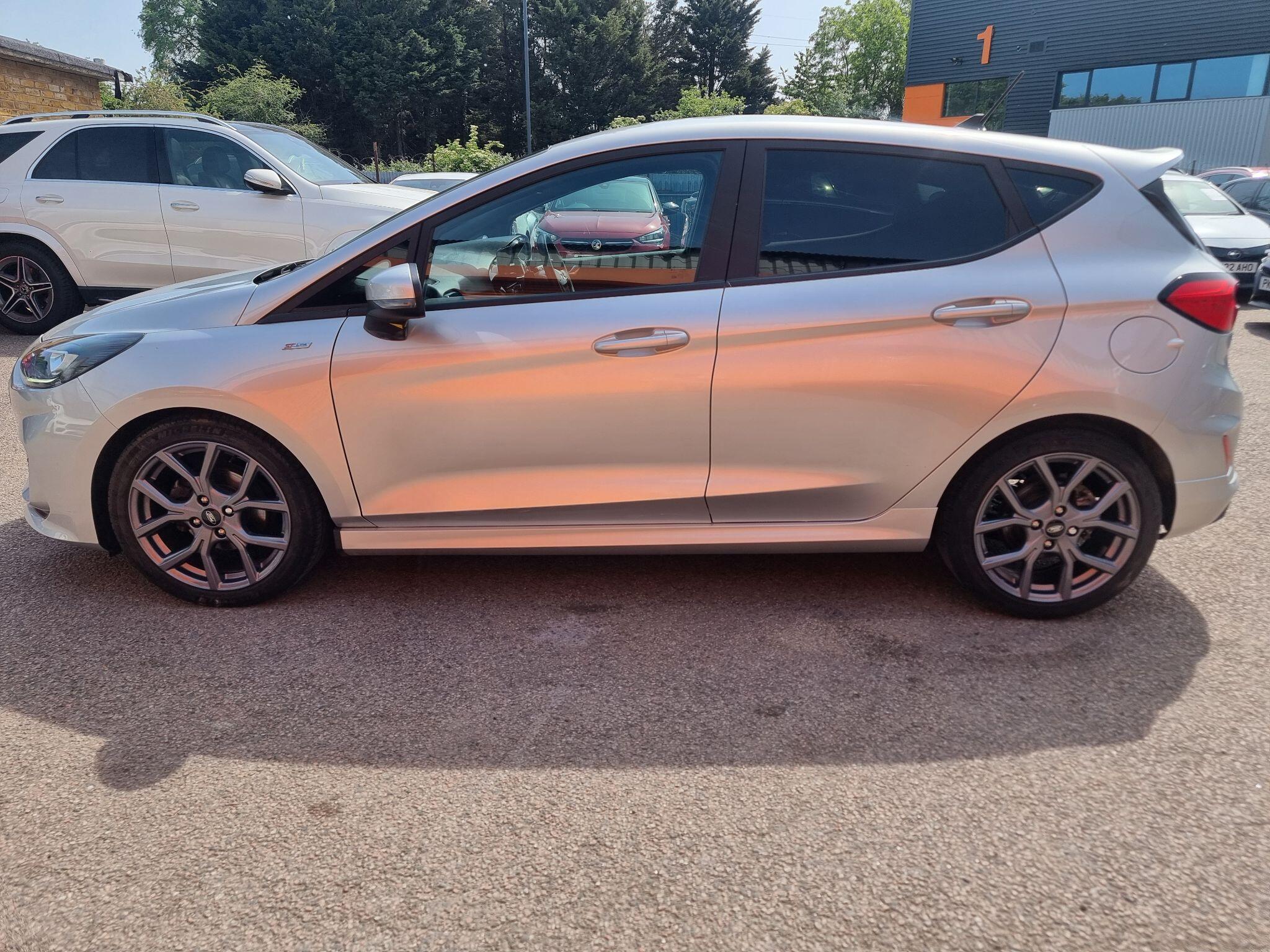 Ford Fiesta view 6