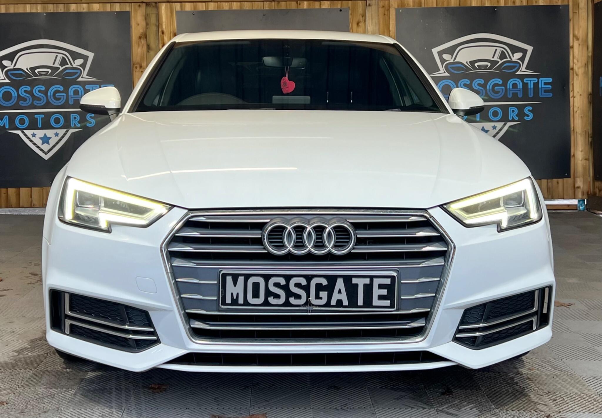 Audi A4 view 4