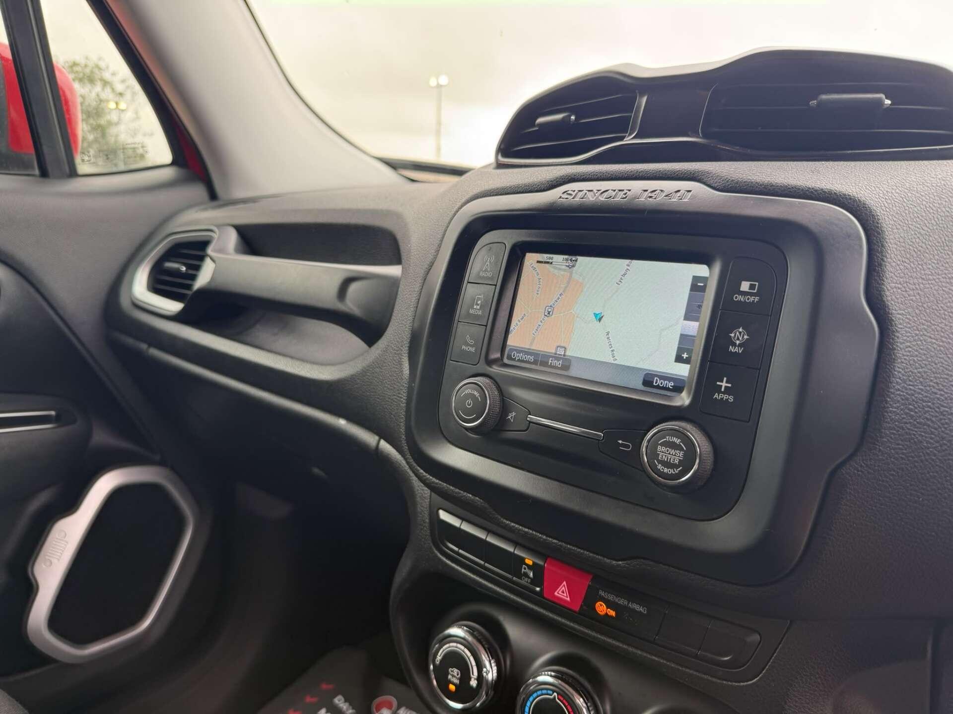 Jeep Renegade view 26