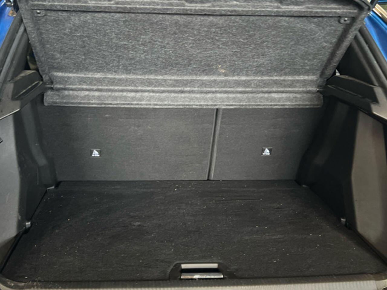 Peugeot 2008 view 7