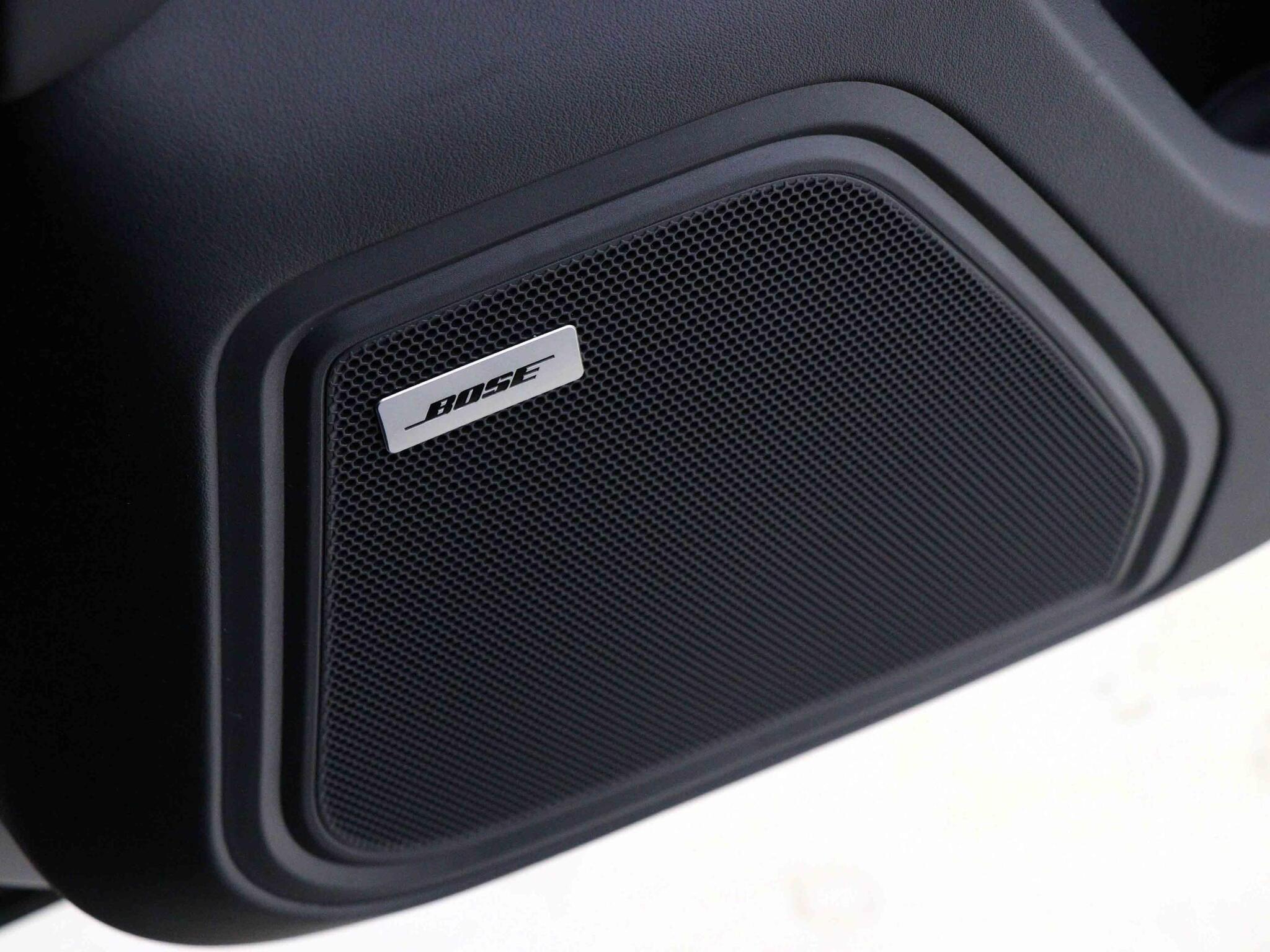 Porsche Macan view 37