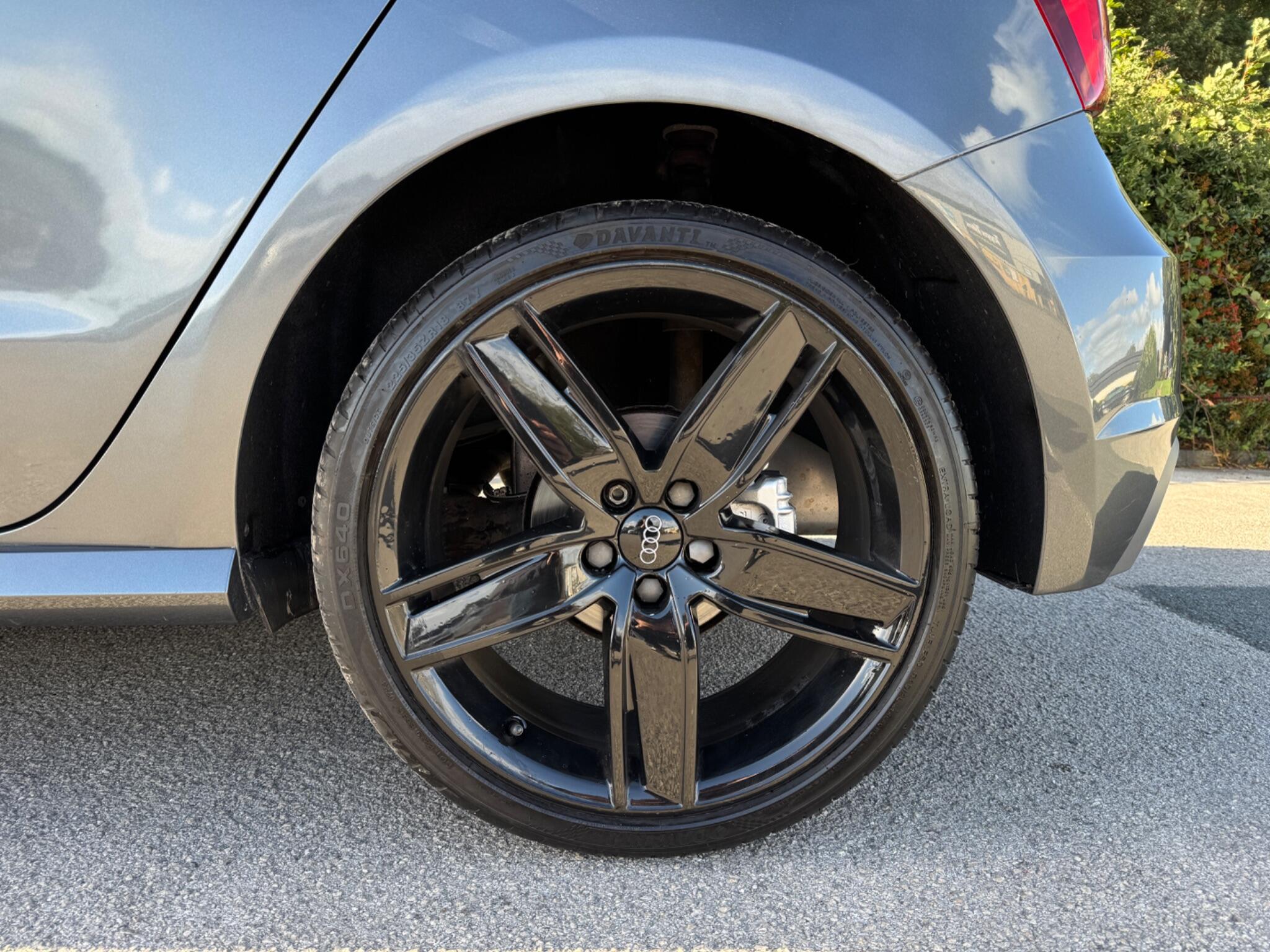 Audi A1 view 22