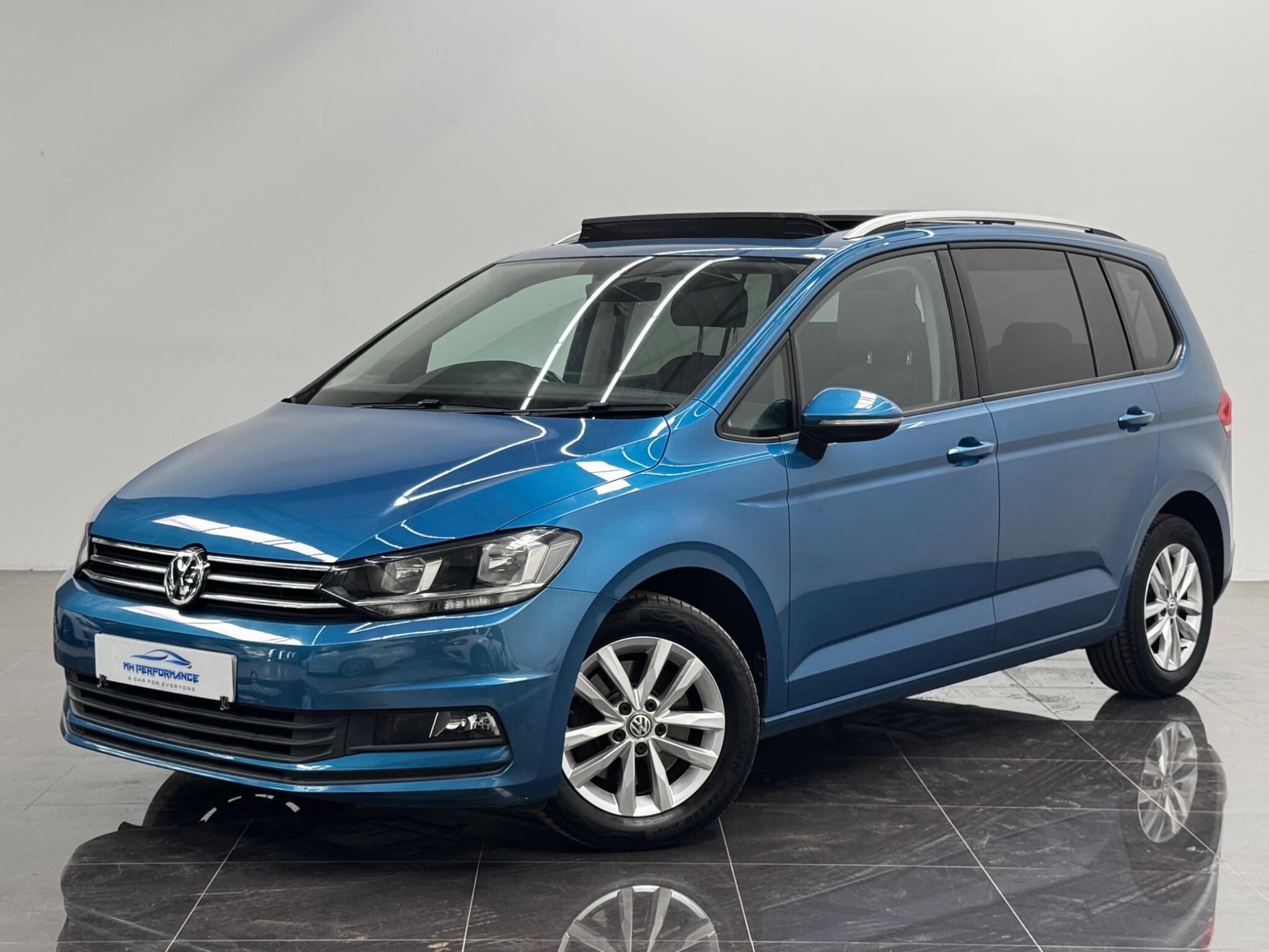 Volkswagen Touran view 31