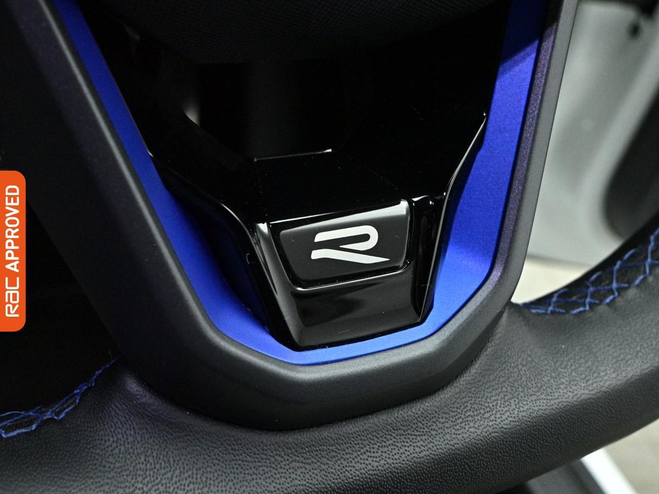Volkswagen Golf view 25