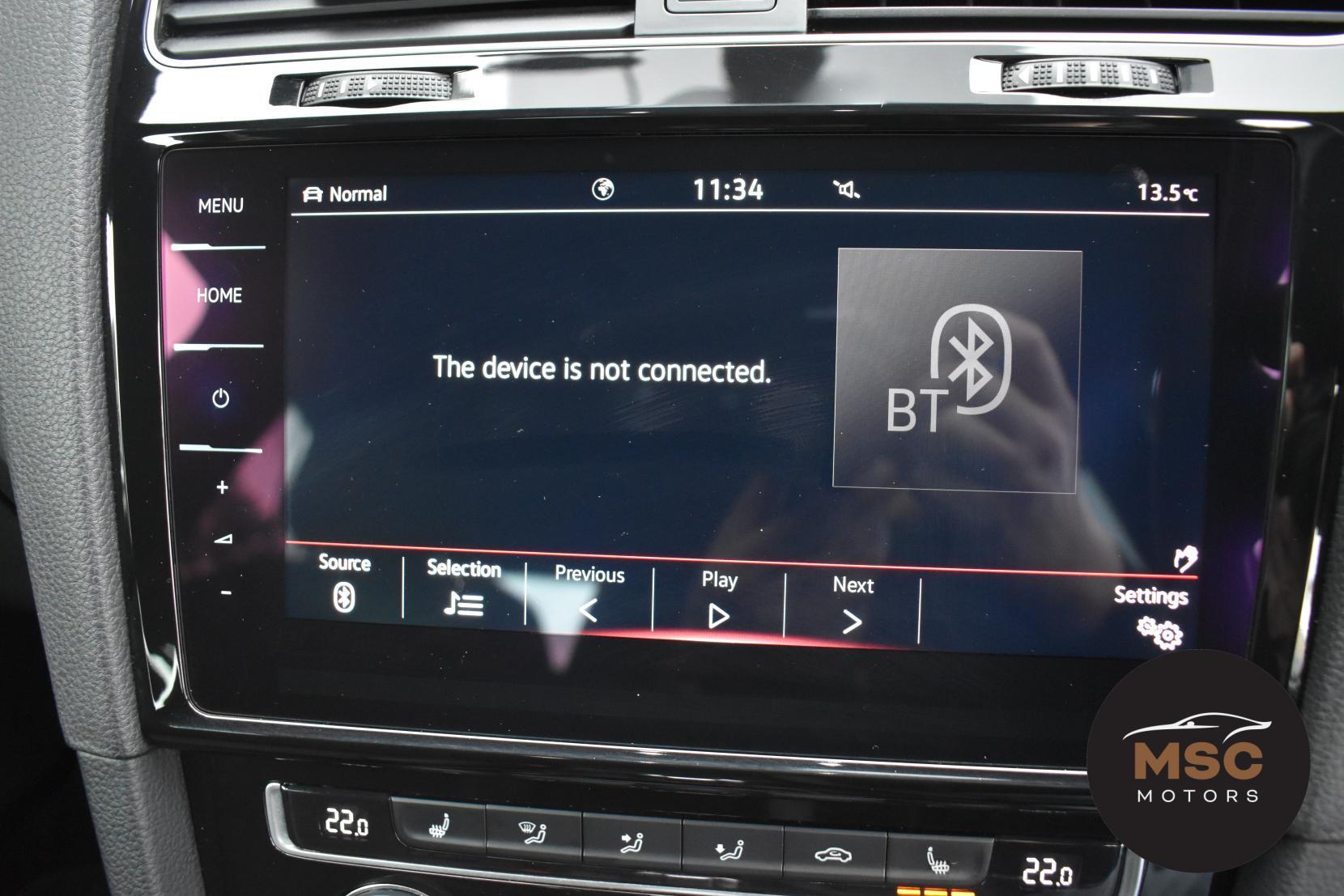 Volkswagen Golf view 45