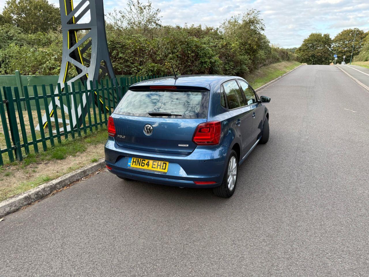 Volkswagen Polo view 7