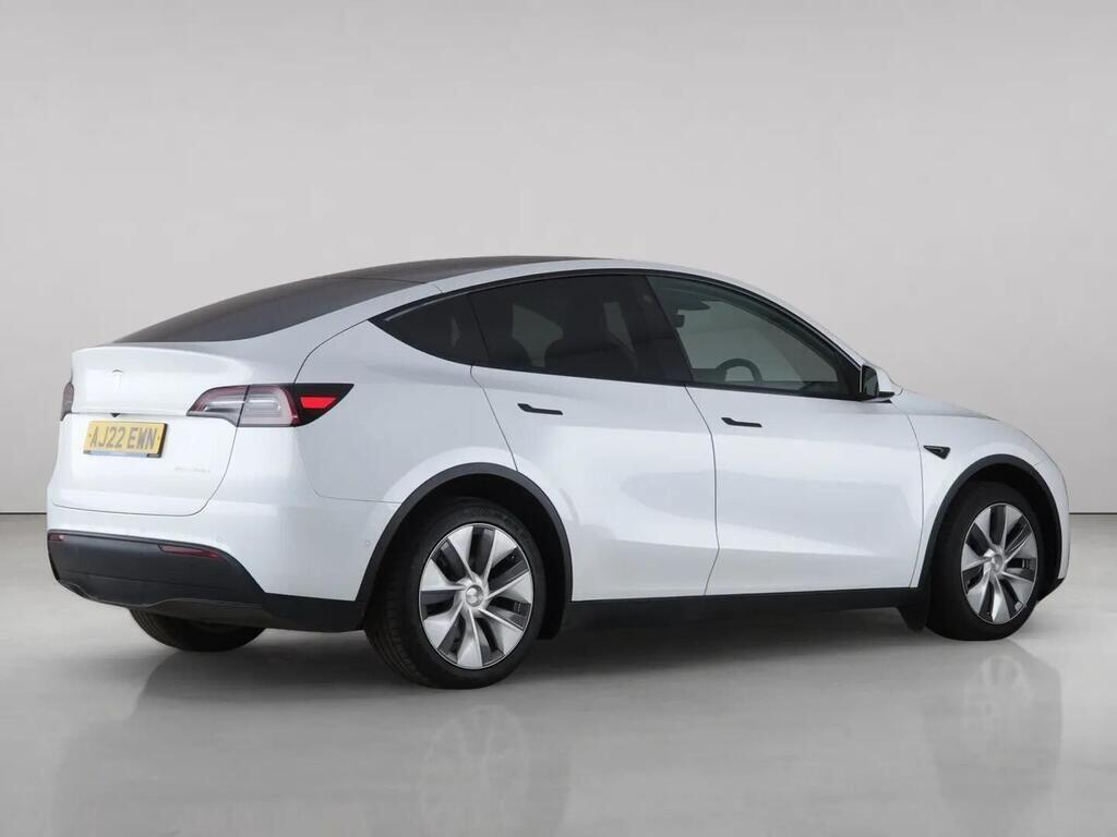 Tesla Model Y view 8