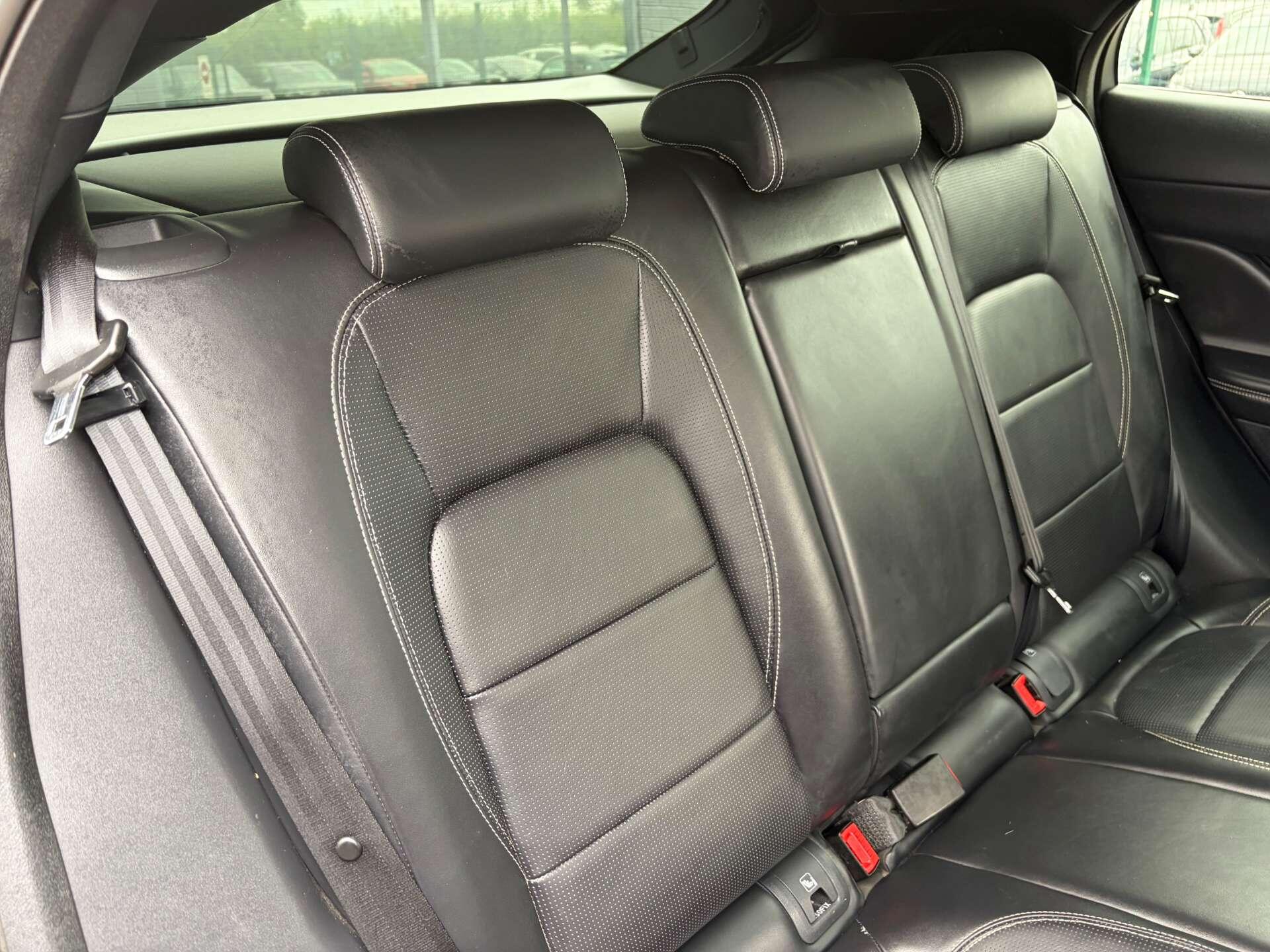 Jaguar I-Pace view 31