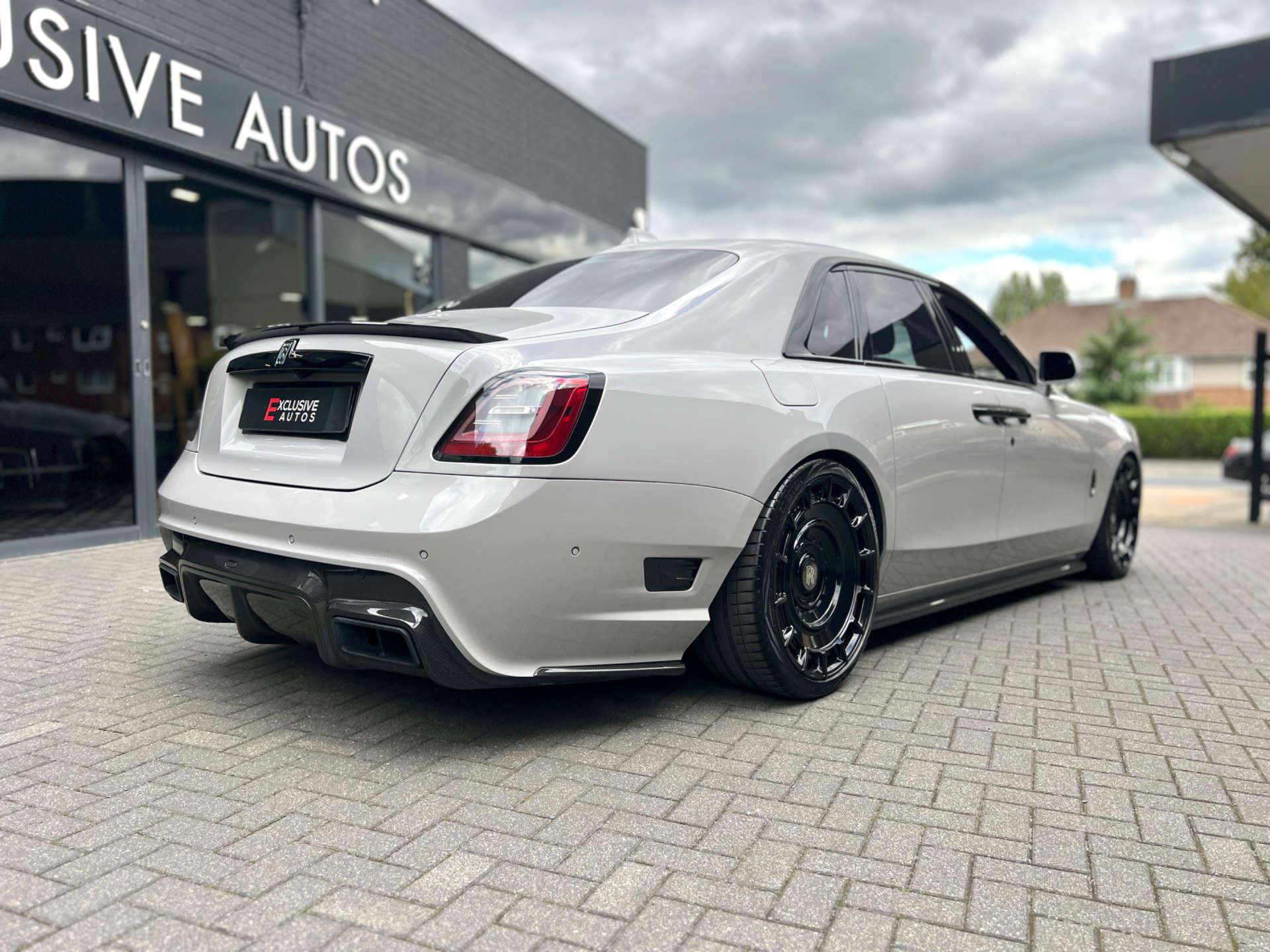 Rolls-Royce Ghost view 3