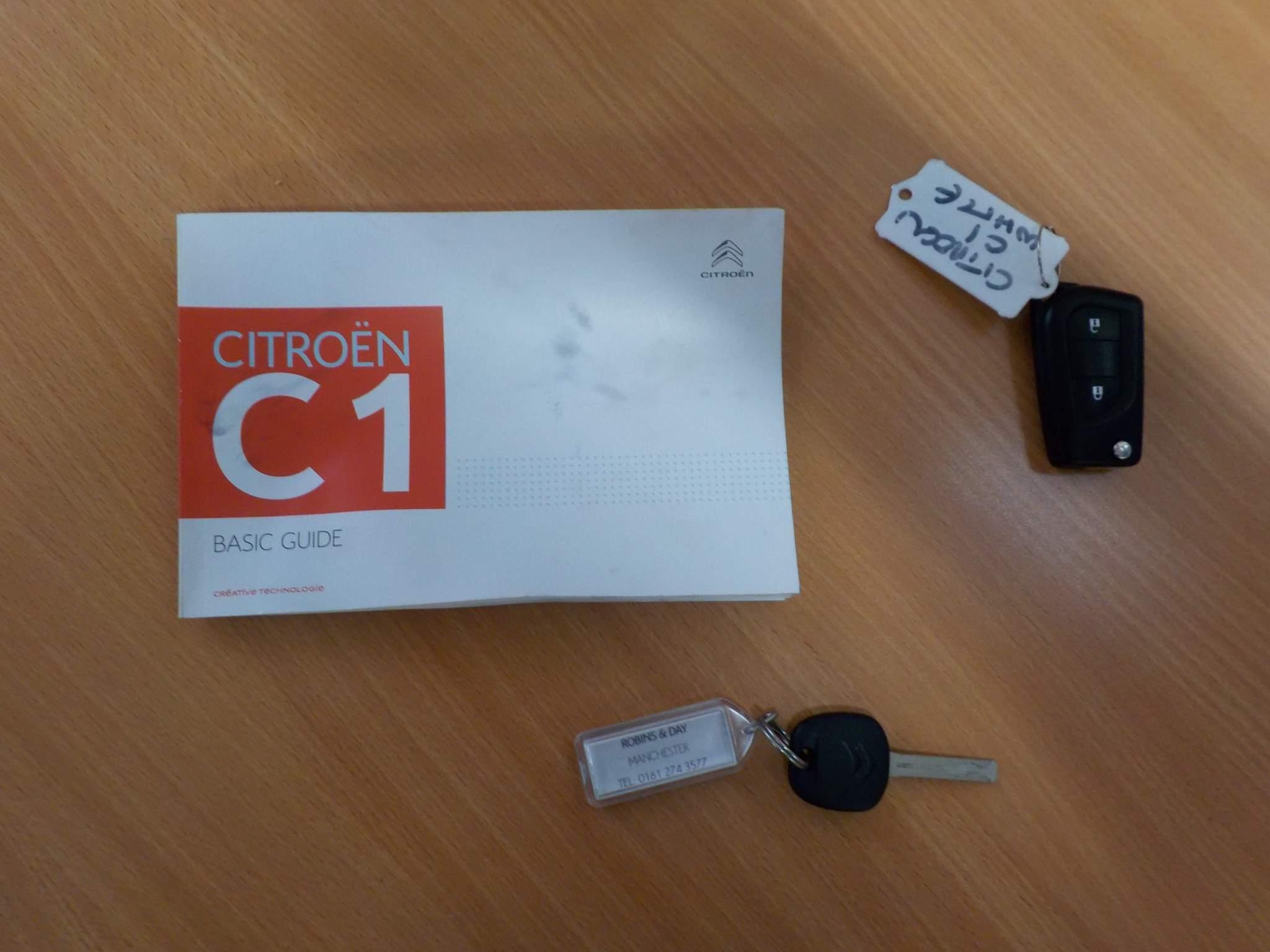 Citroen C1 1.0 VTi Feel Airscape Euro 5 5dr (Euro 5)