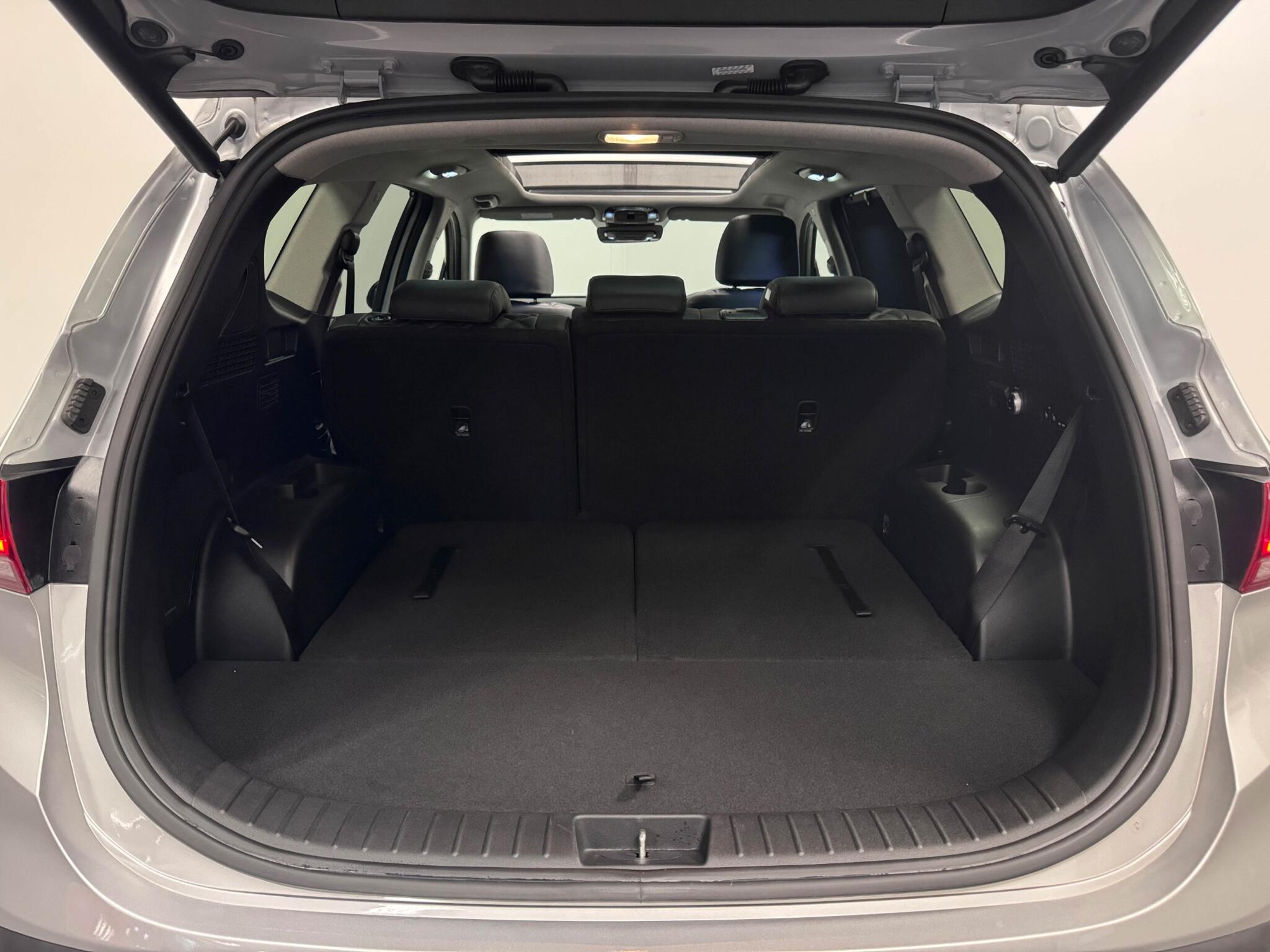 Hyundai Santa Fe view 6