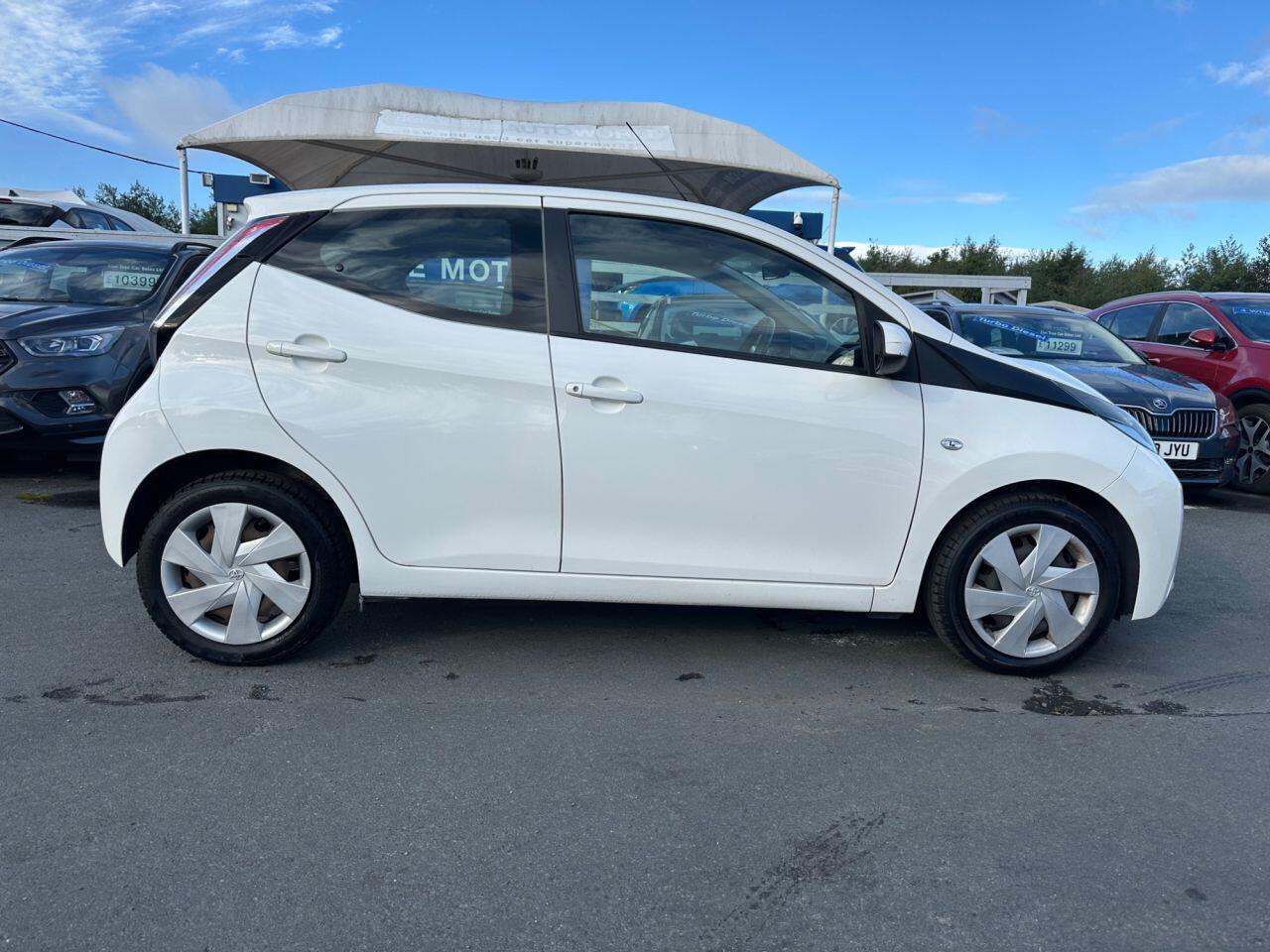 Toyota Aygo view 4
