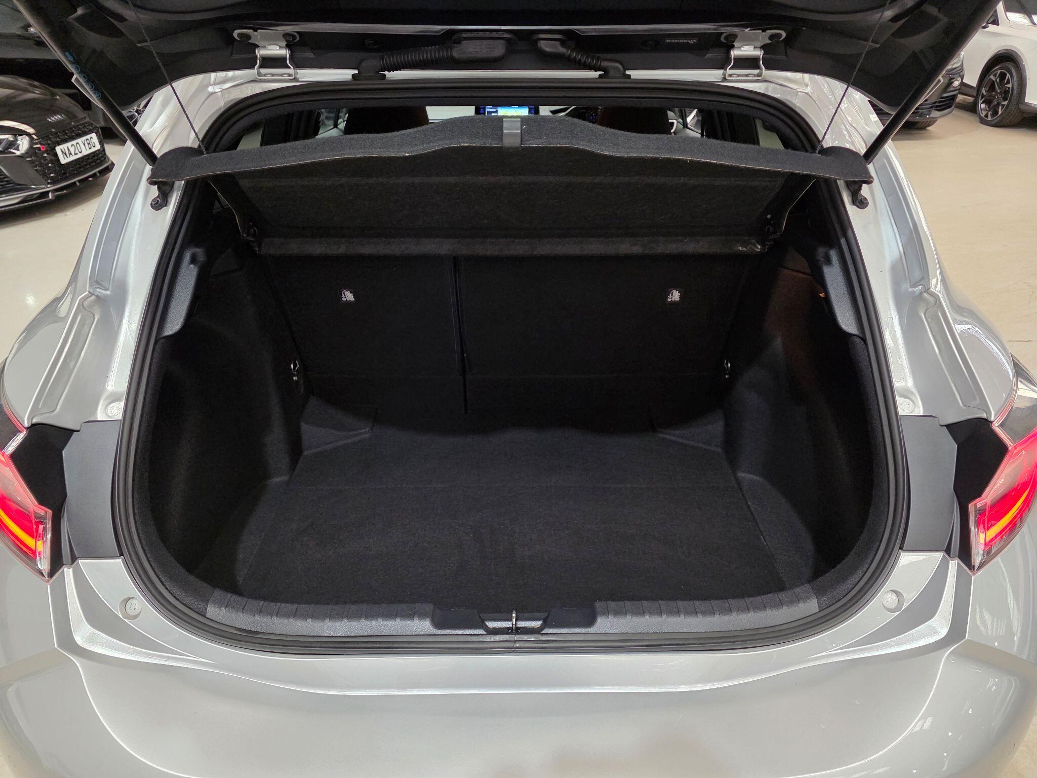 Toyota Corolla view 25