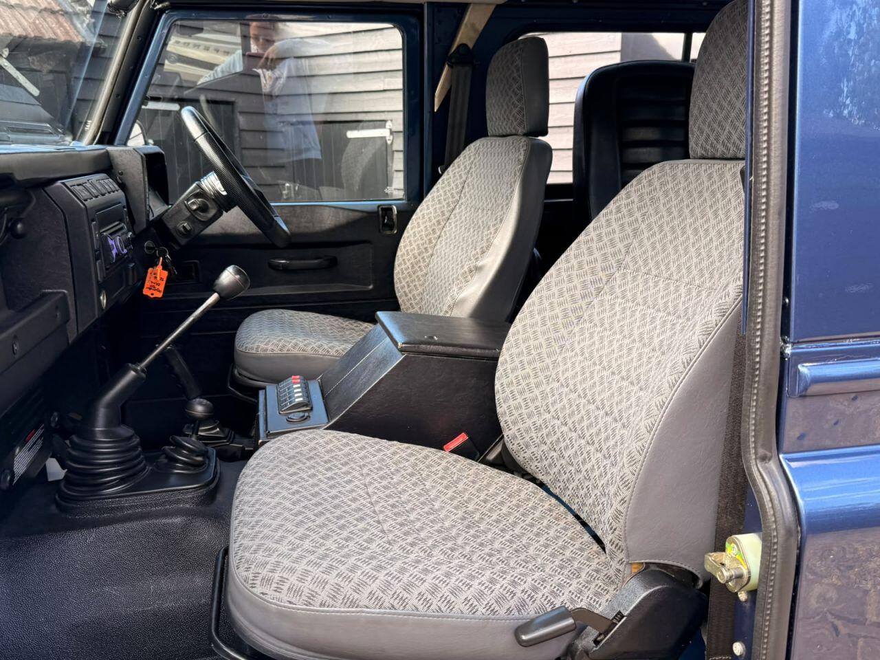 Land Rover Defender view 11