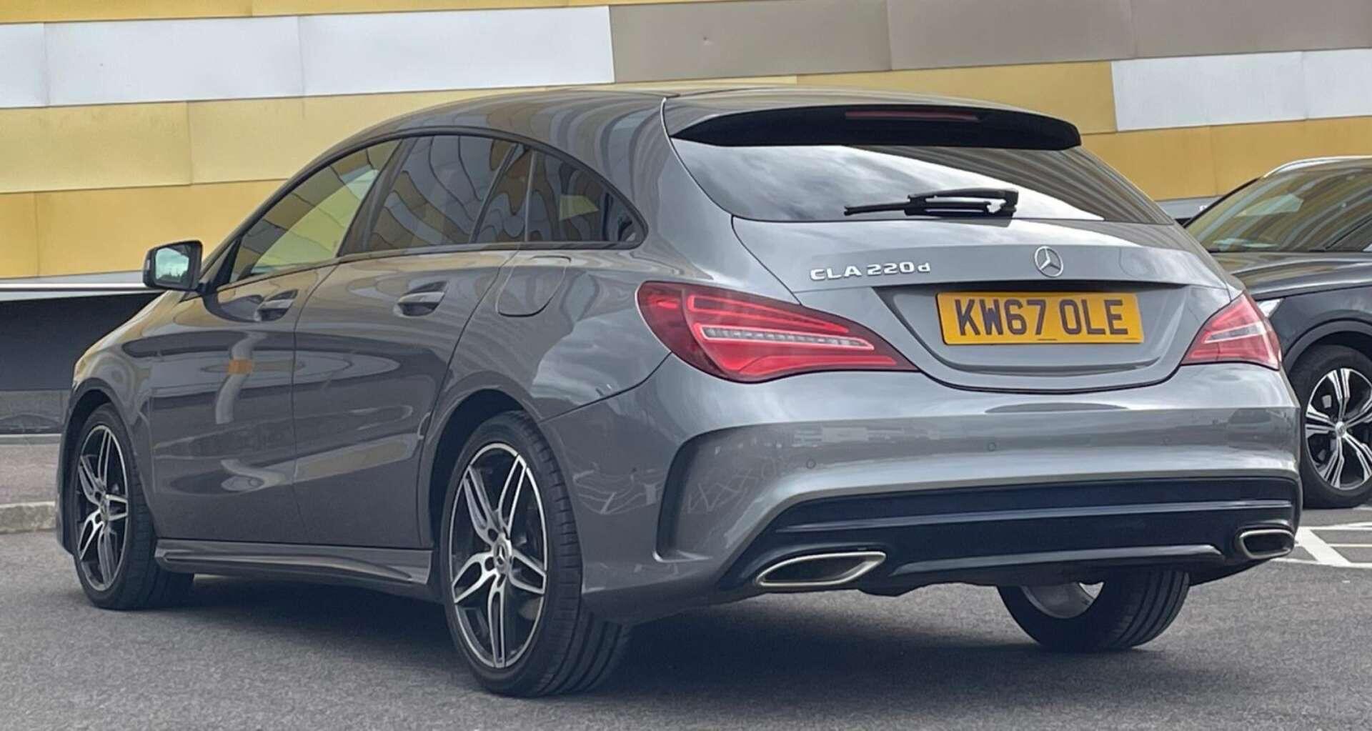 Mercedes-Benz Cla view 40